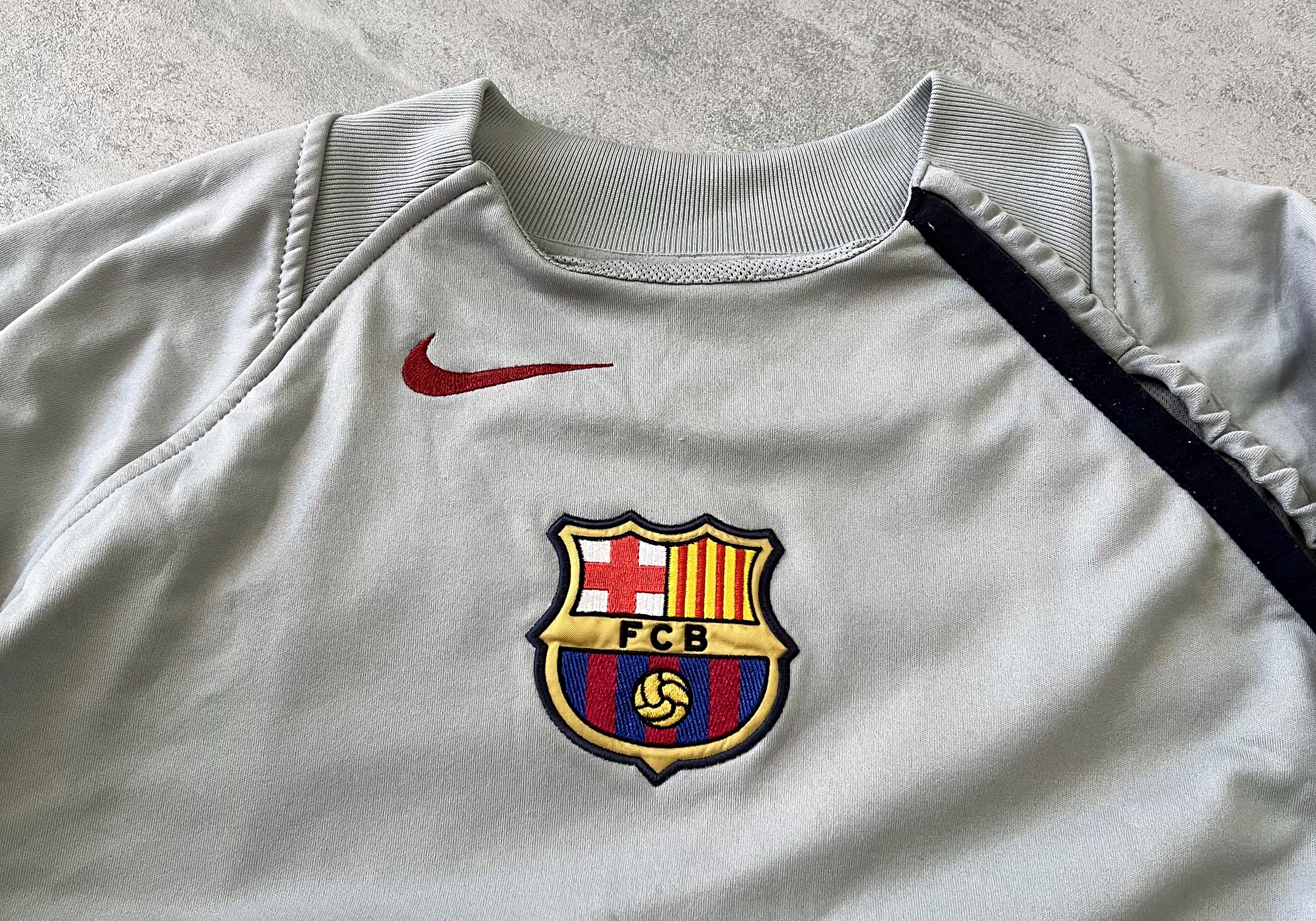 Nike Barcelona 2000s sweatshirt (L)