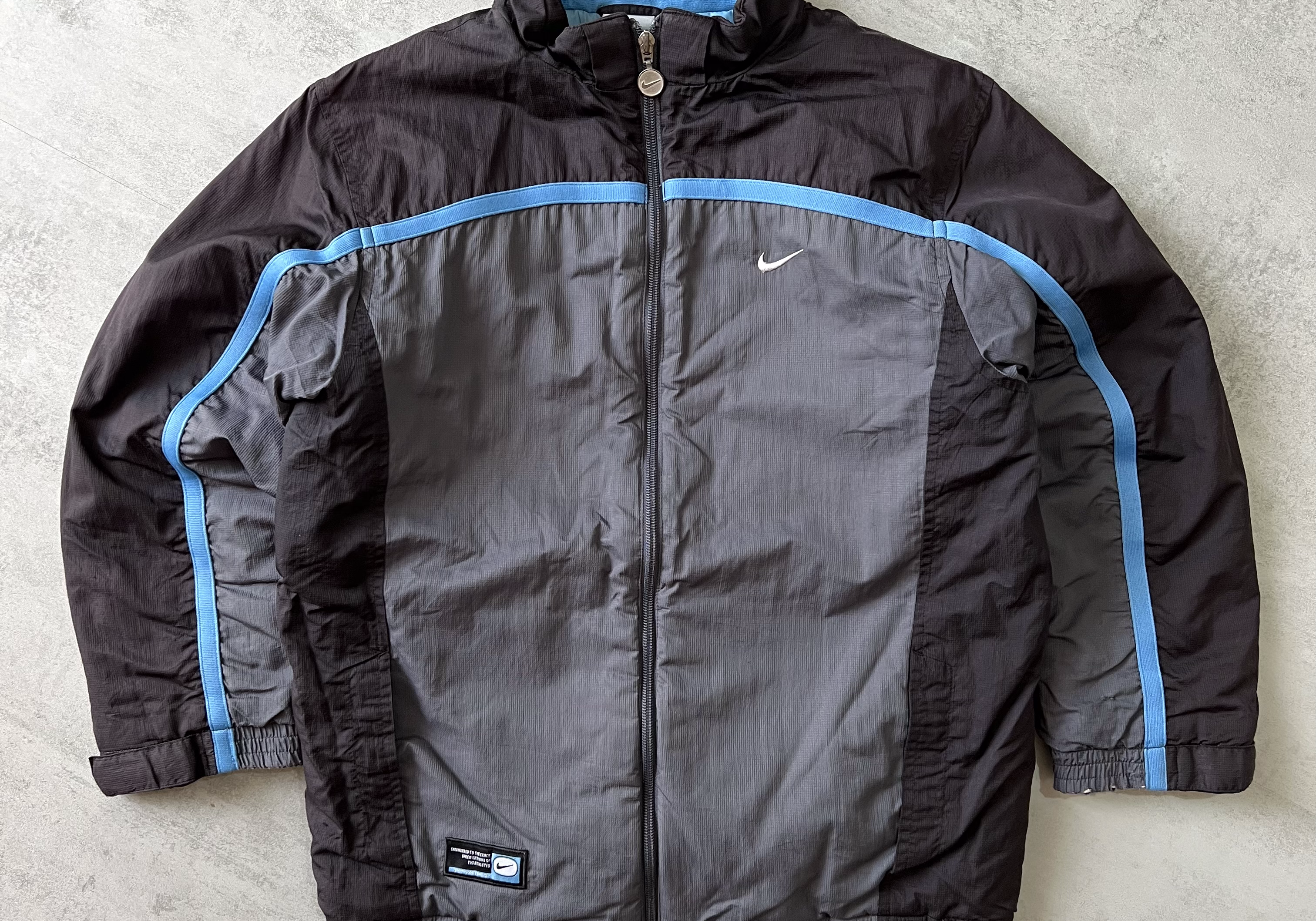 Nike 2000s padded jacket (M)