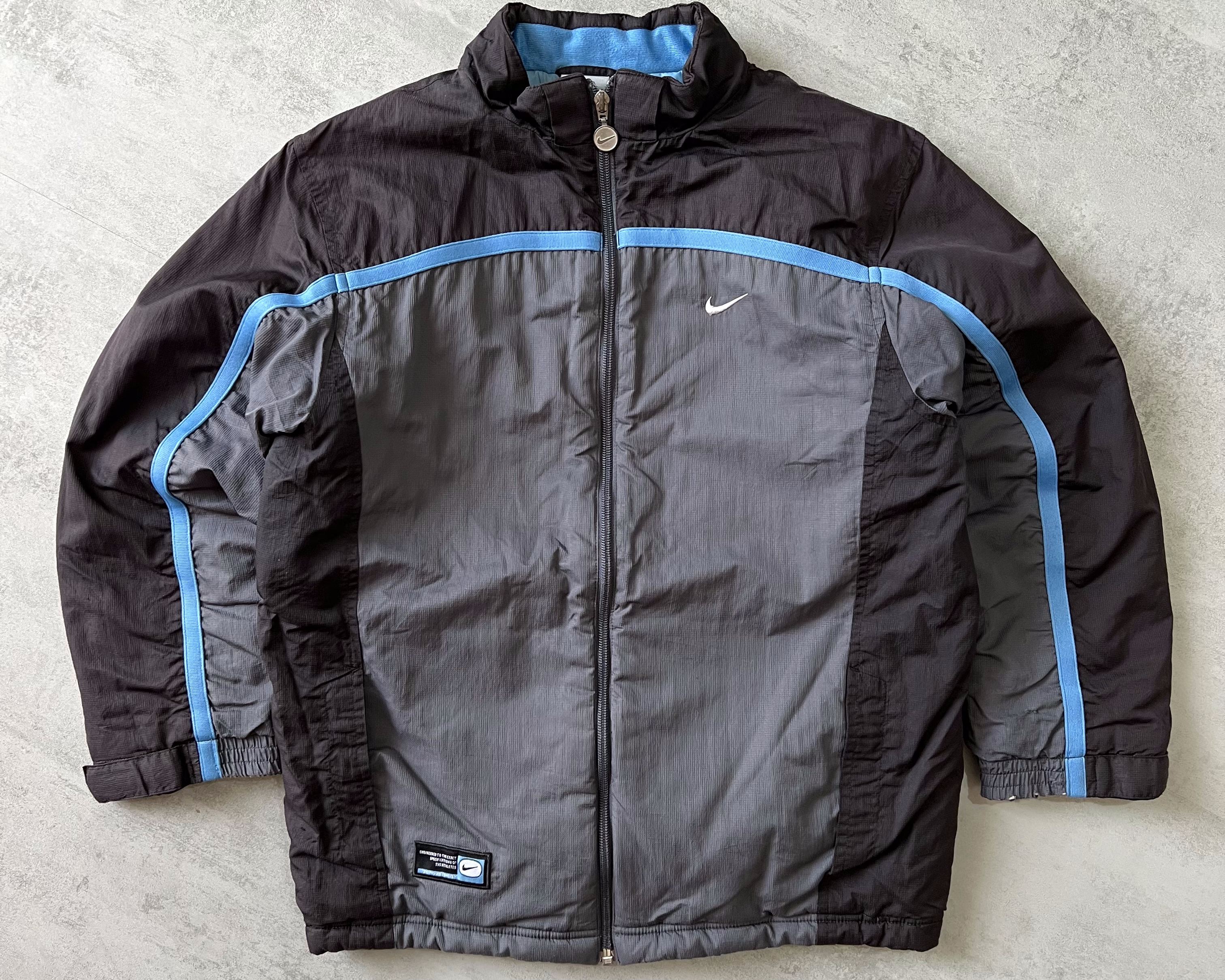 Nike 2000s padded jacket (M)