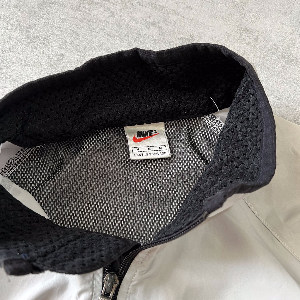 Nike 2000s windbreaker (M)