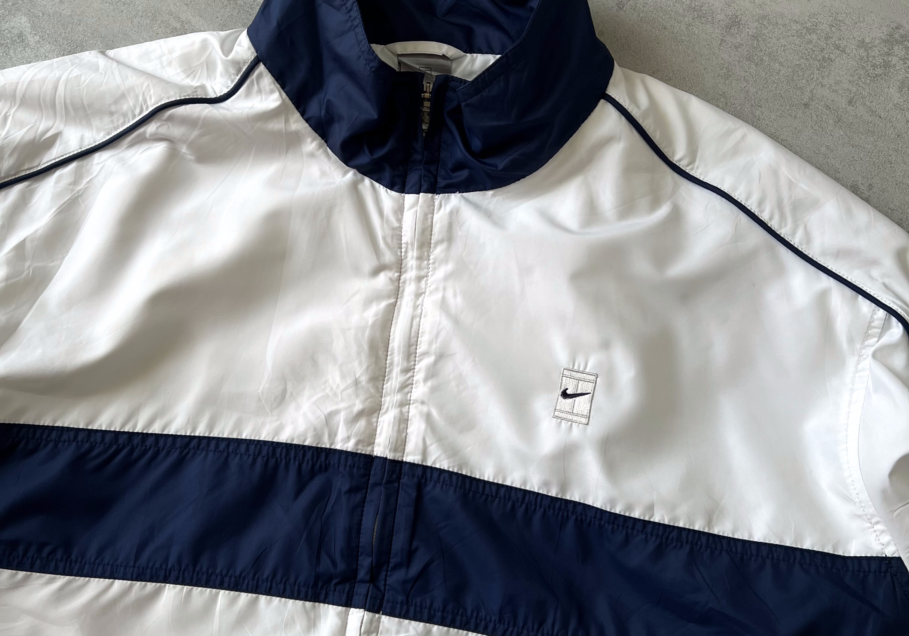 Nike RARE 2000s trackjacket (L)