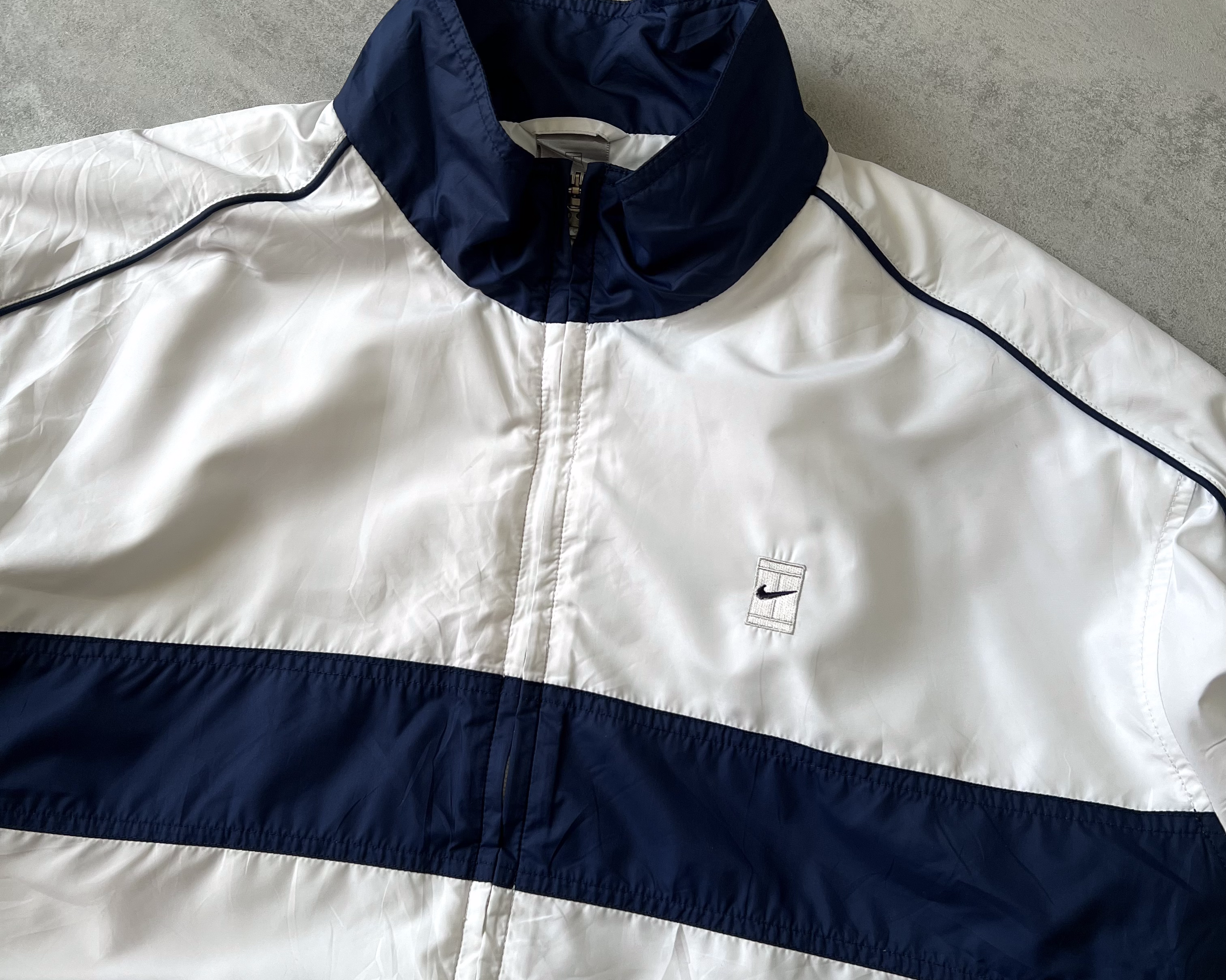 Nike RARE 2000s track jacket (L)