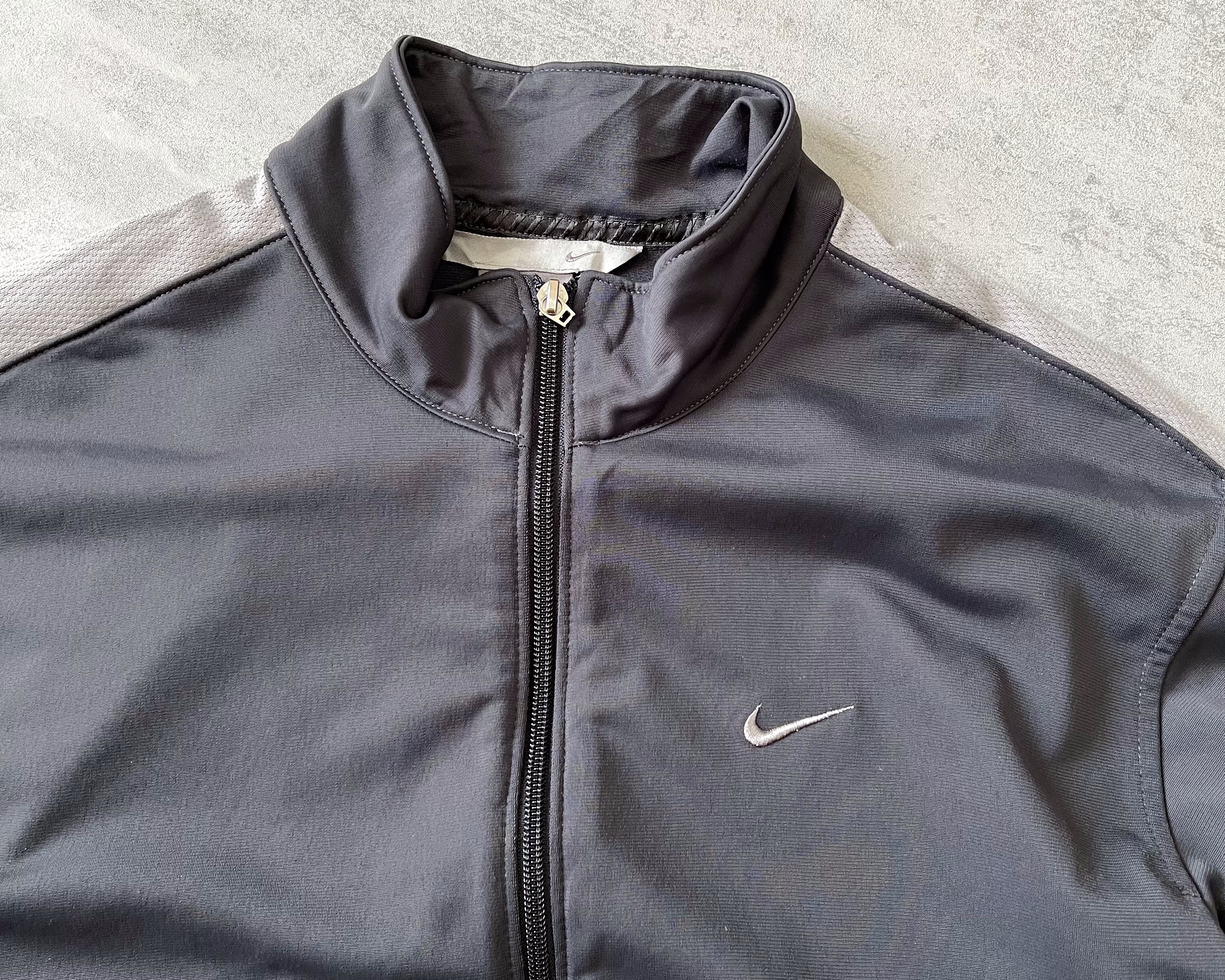 Nike 2000s track jacket (L)