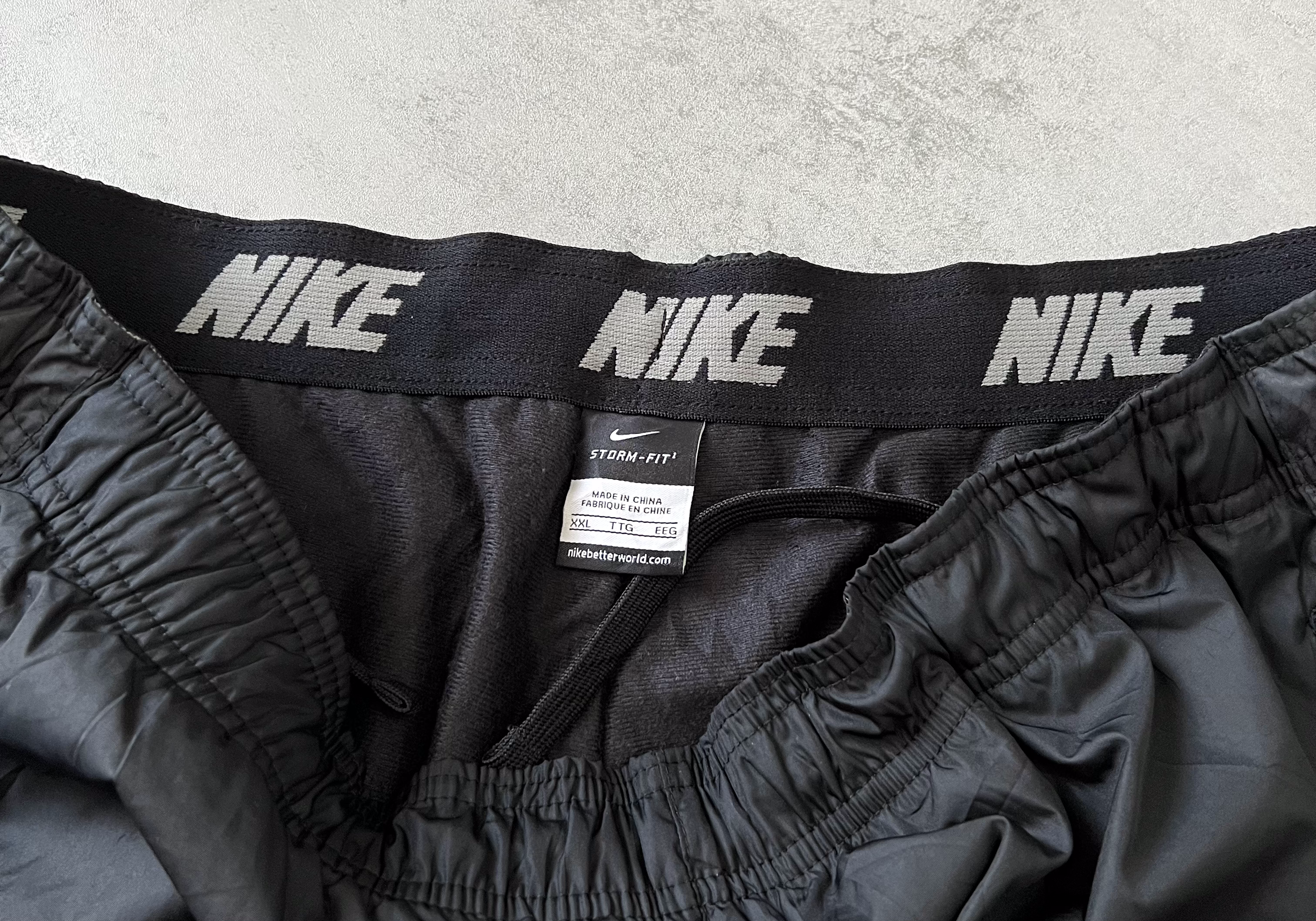 Nike 2000s trackpants (XXL)