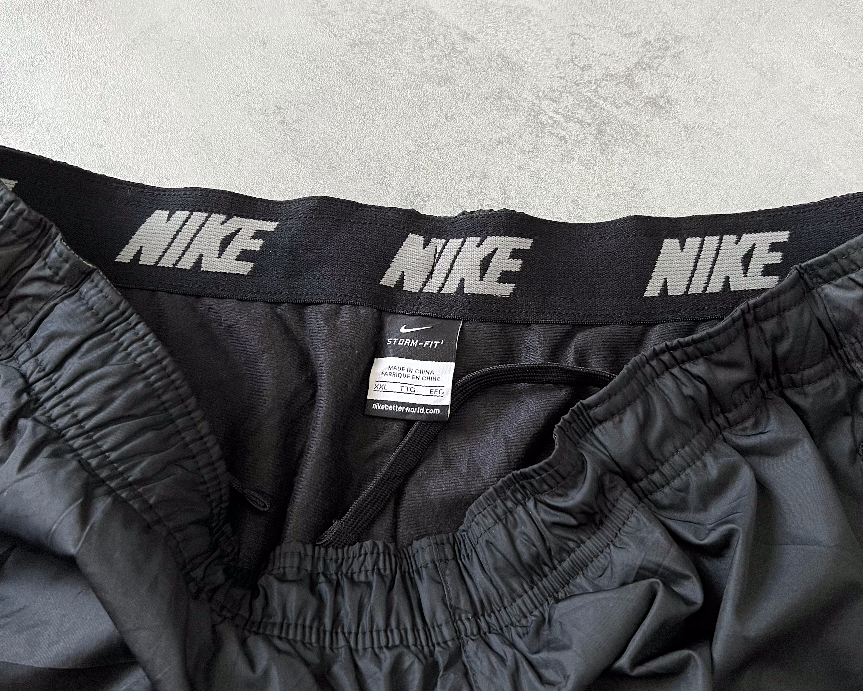 Nike 2000s track pants (XXL)