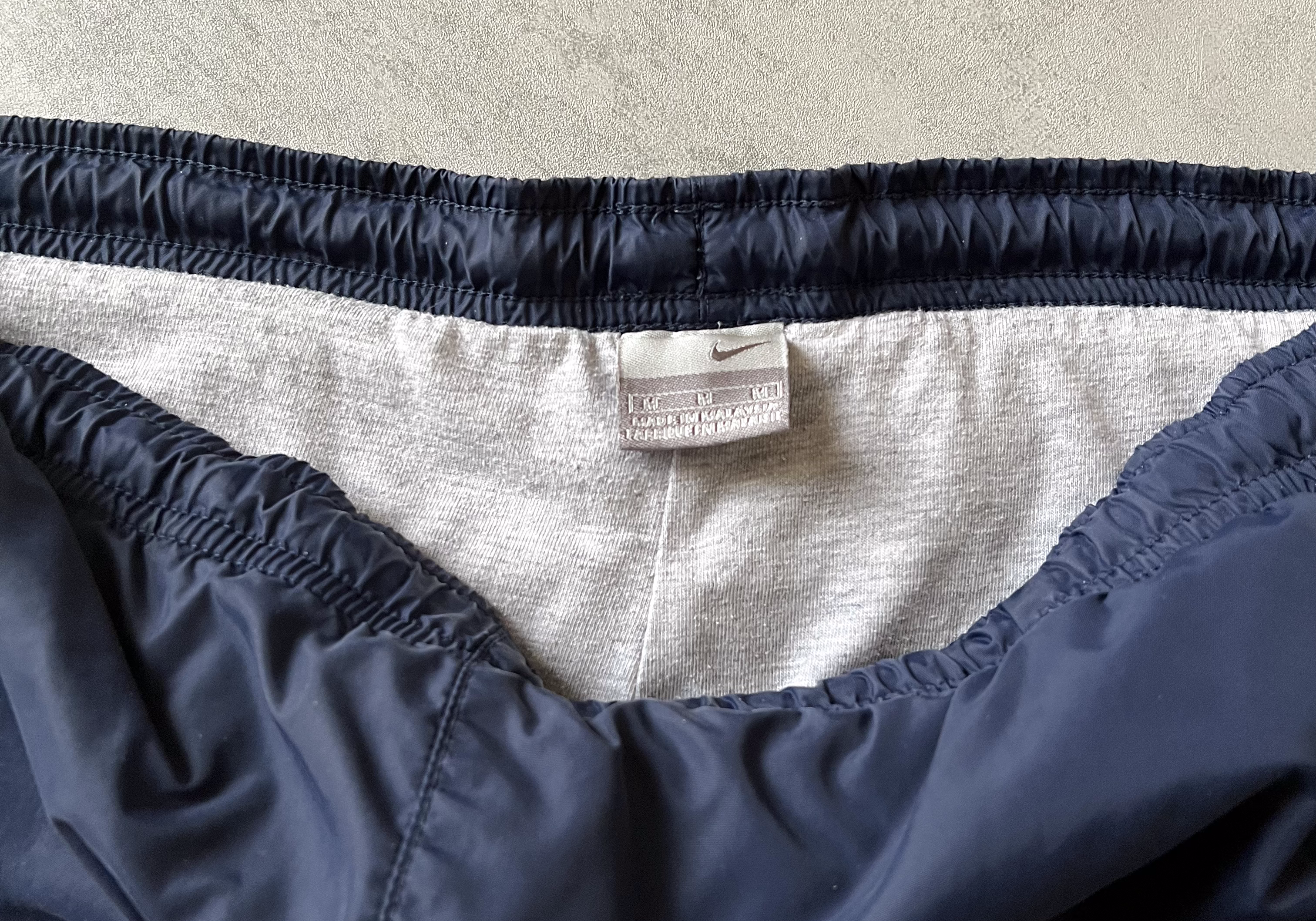 Nike 2000s trackpants (M)