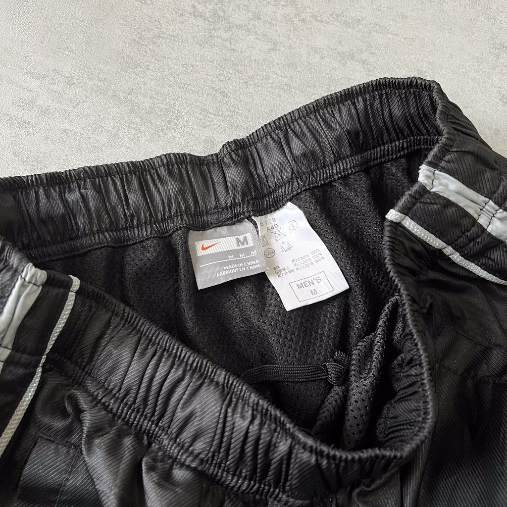 Nike 2000s trackpants (M)