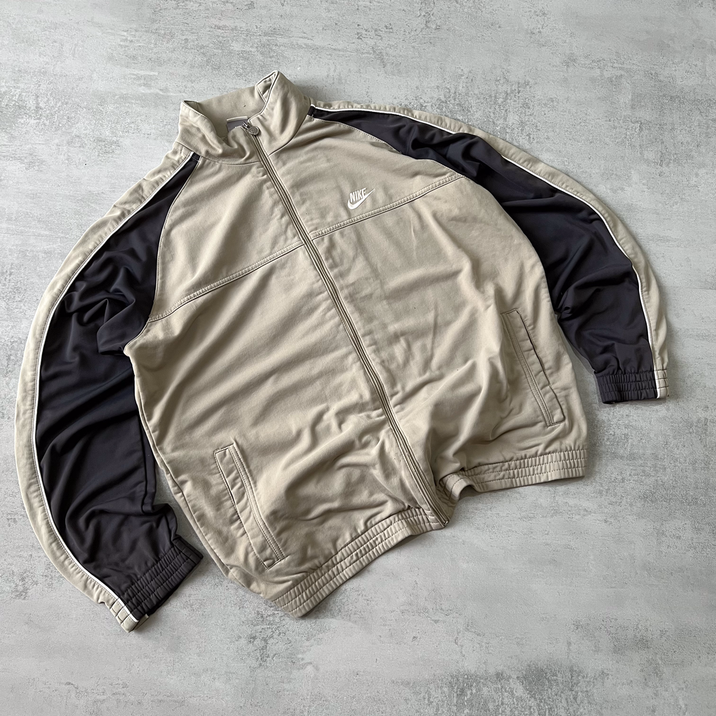 Nike 2000s trackjacket (XL)