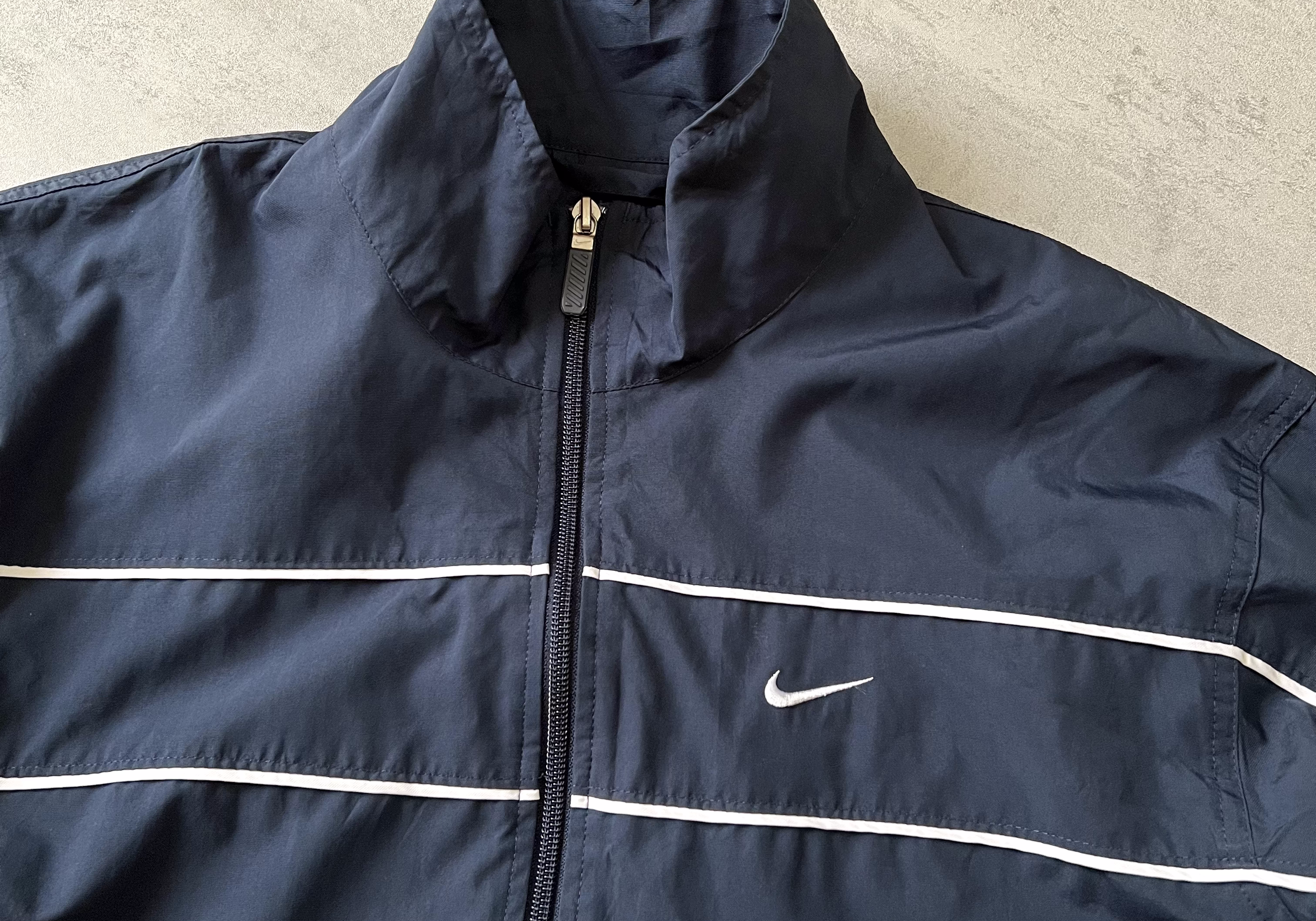 Nike 2000s trackjacket (M)