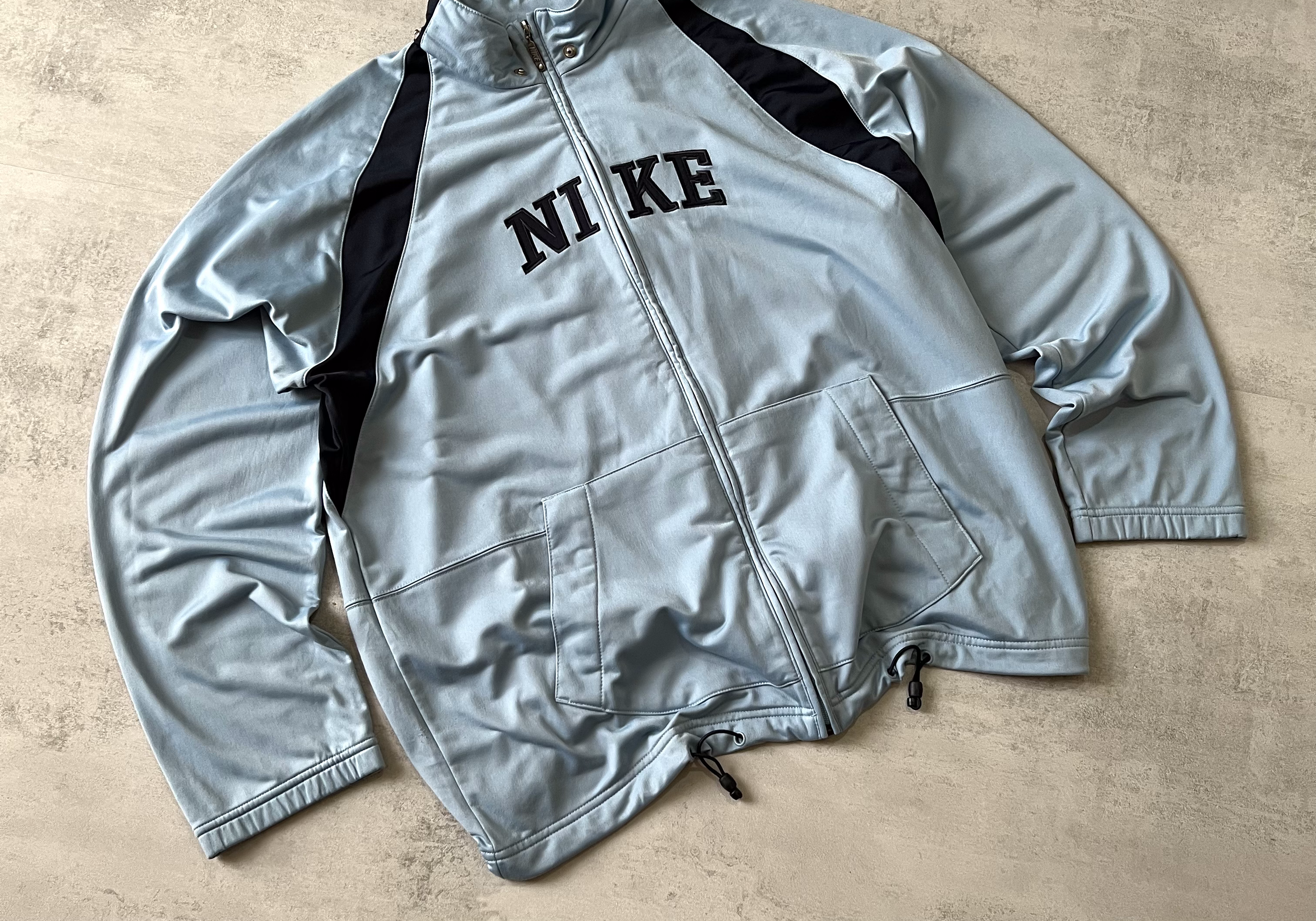 Nike 2000s trackjacket (XL)