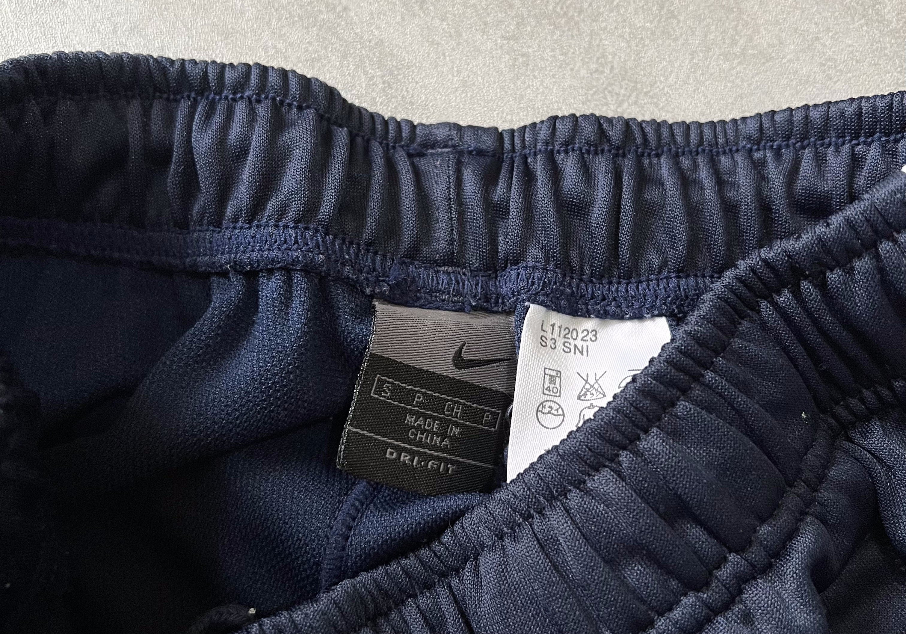 Nike 2000s trackpants (S)