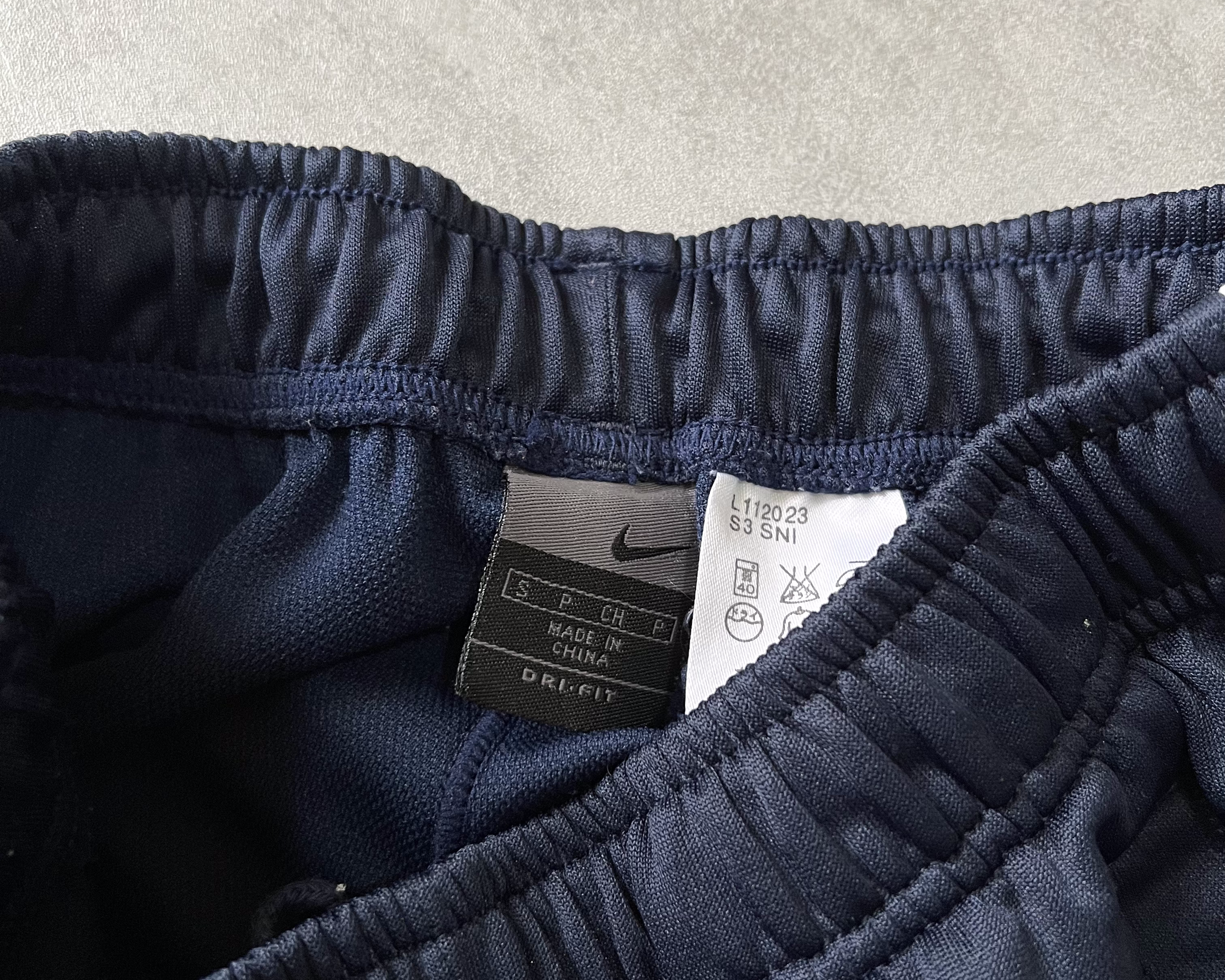 Nike 2000s trackpants (S)