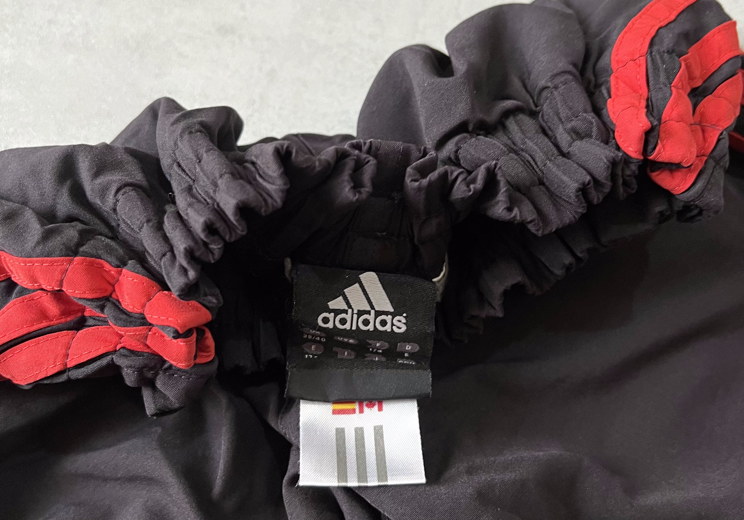 Adidas AC Milan 2000s trackpants (L)