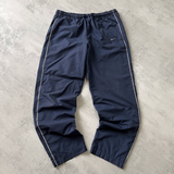 Nike 2000s track pants (L)