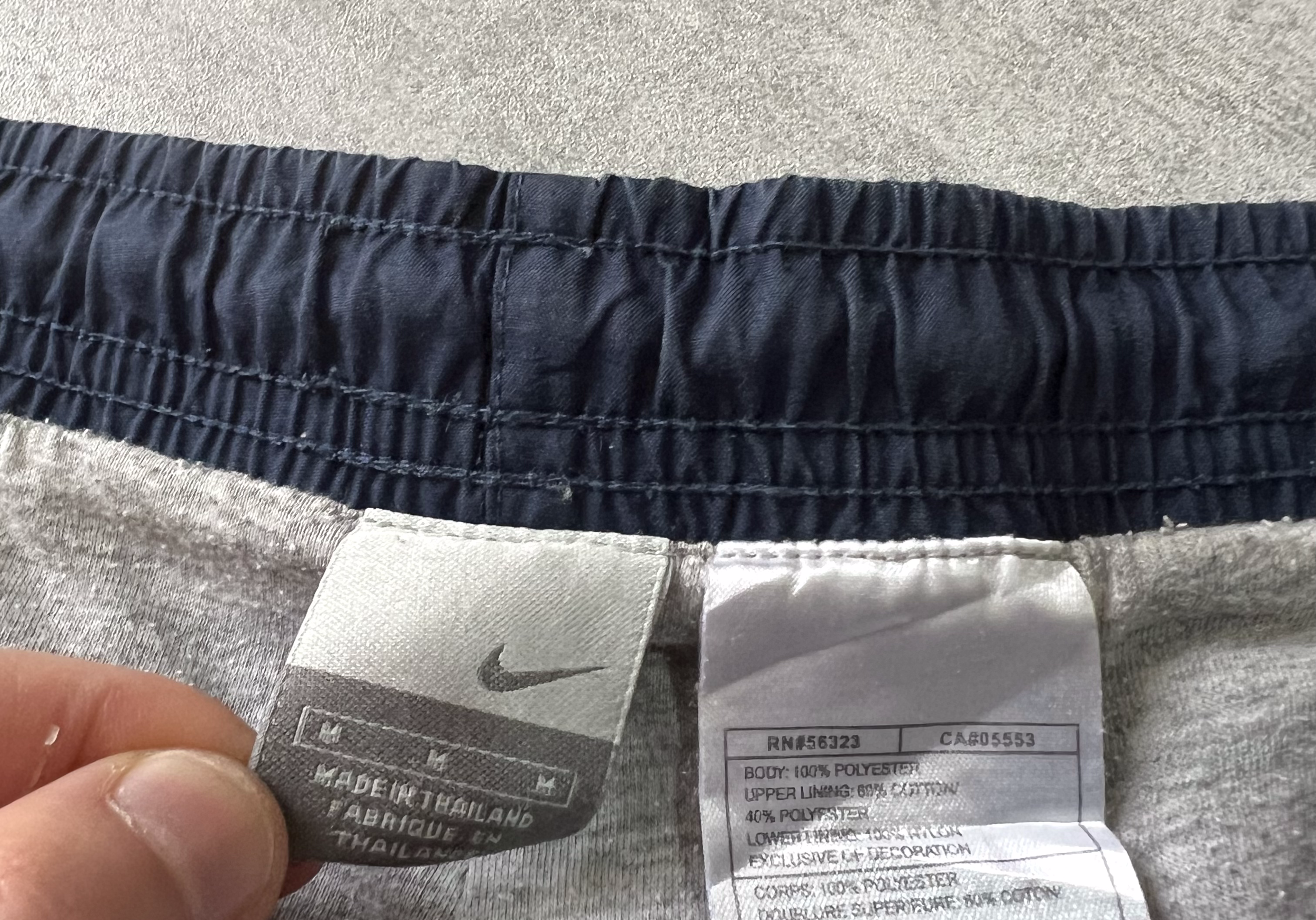 Nike 2000s trackpants (L)