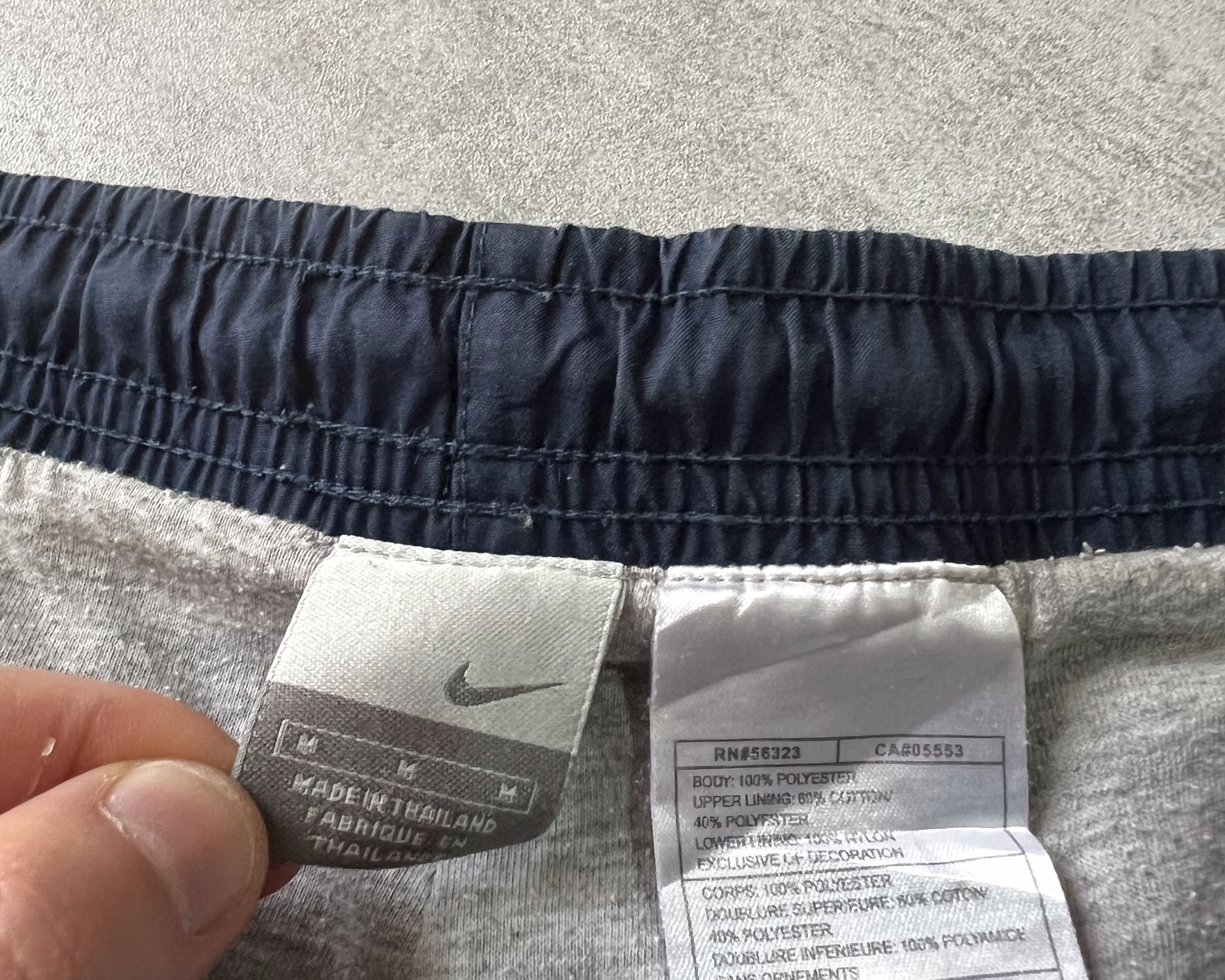 Nike 2000s track pants (L)