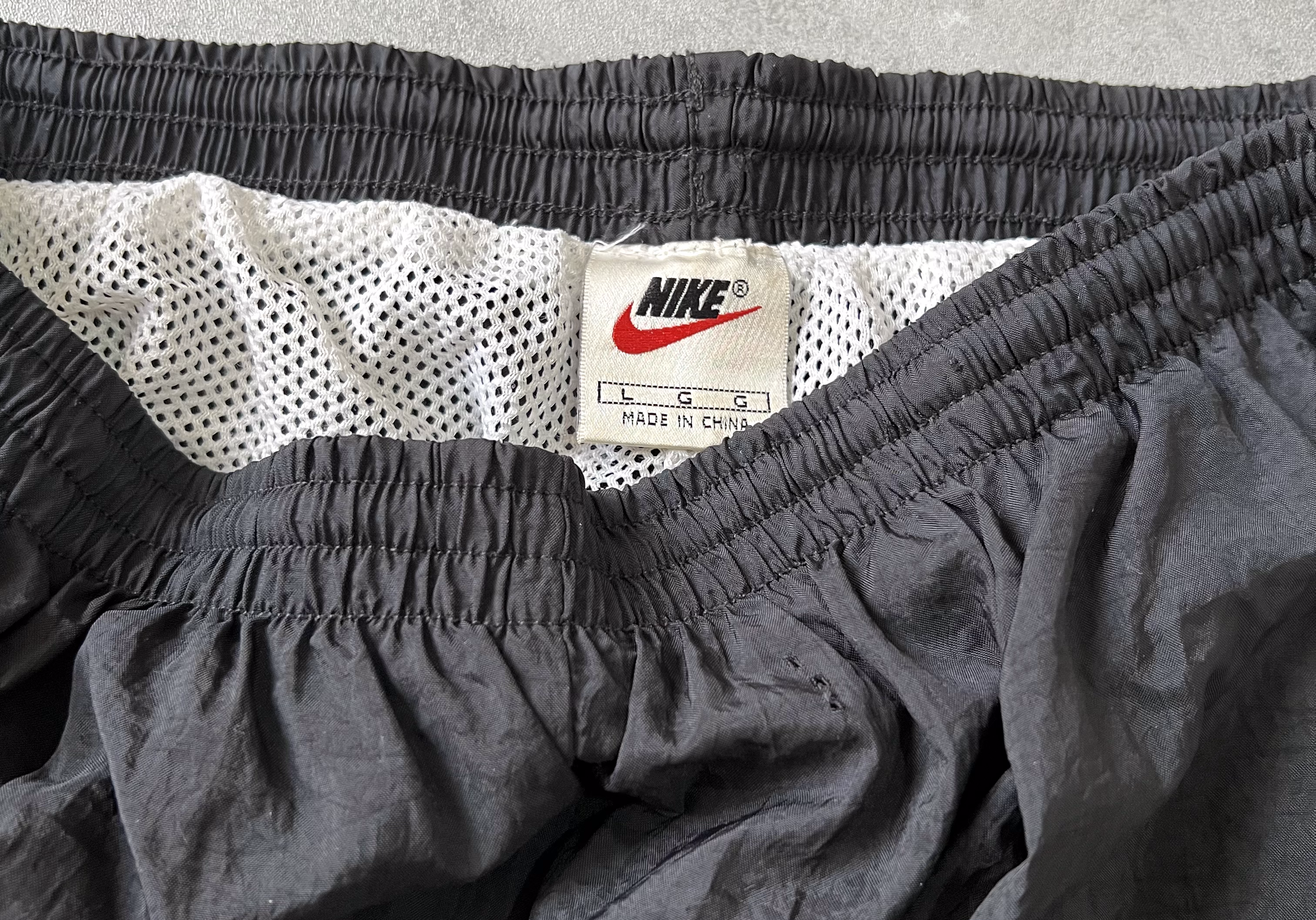 Nike 1990s trackpants (L)