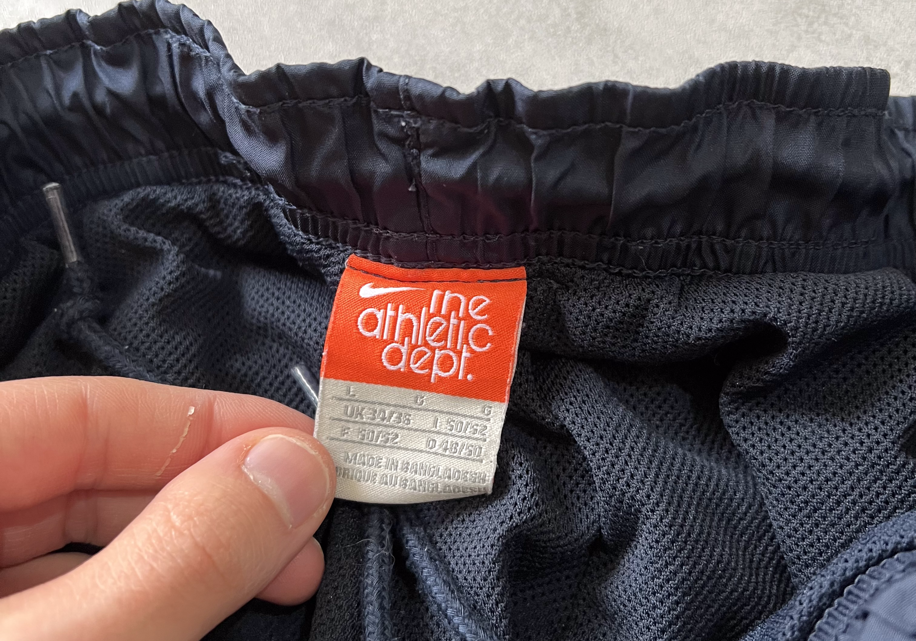 Nike 2000s trackpants (L)