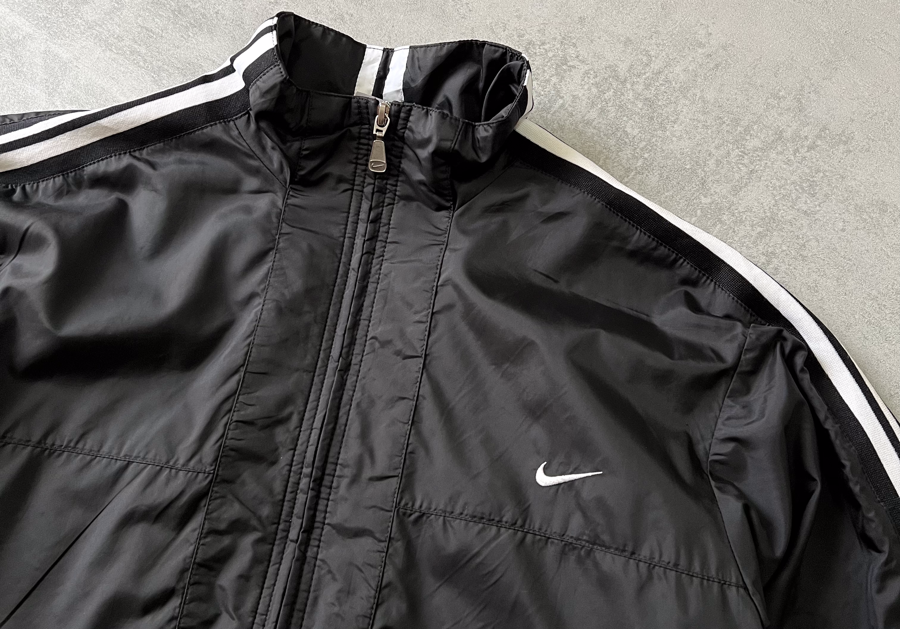 Nike 2000s trackjacket (M)