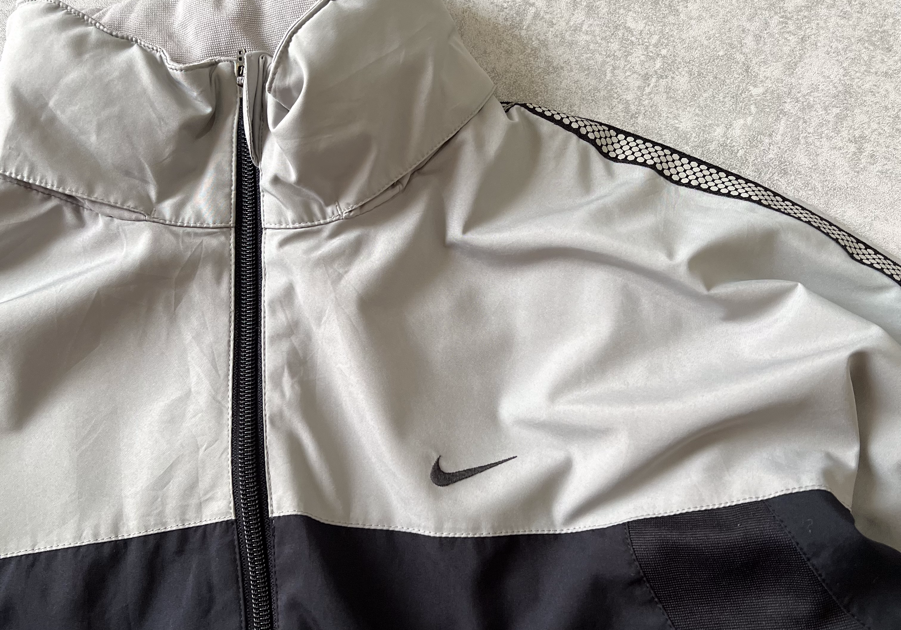 Nike 2000s trackjacket (L)