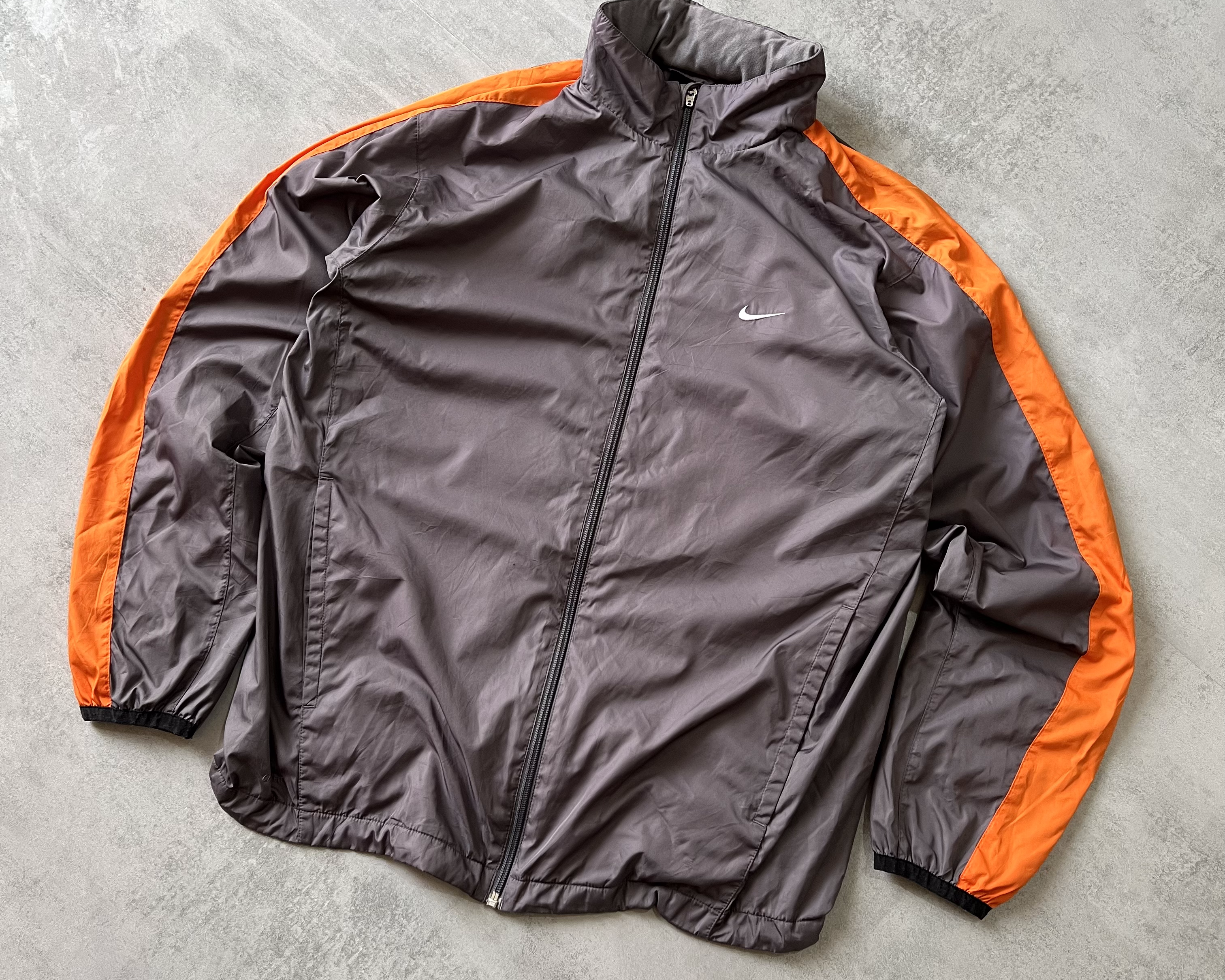 Nike 2000s track jacket (L)