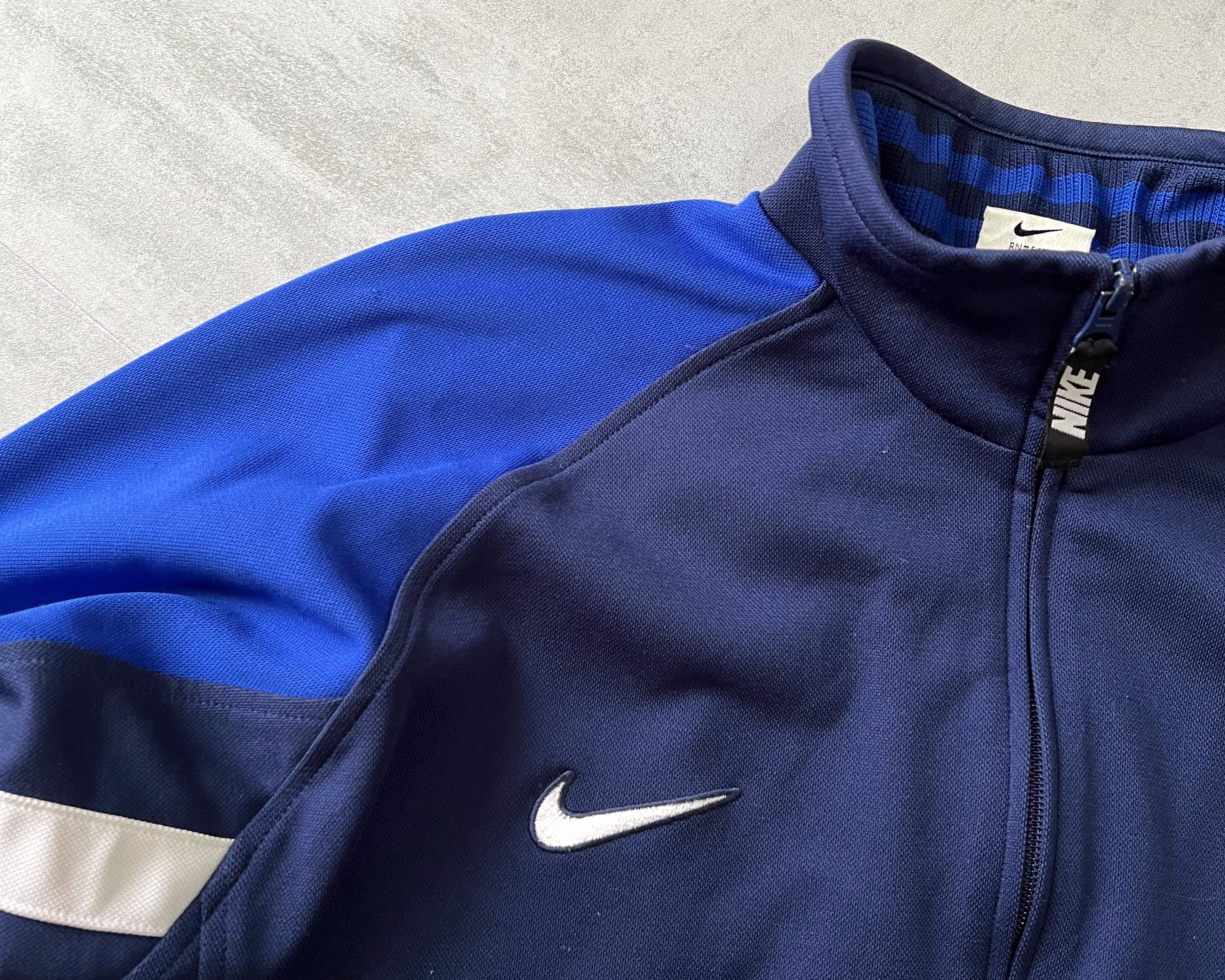 Nike 1990s track jacket (L)
