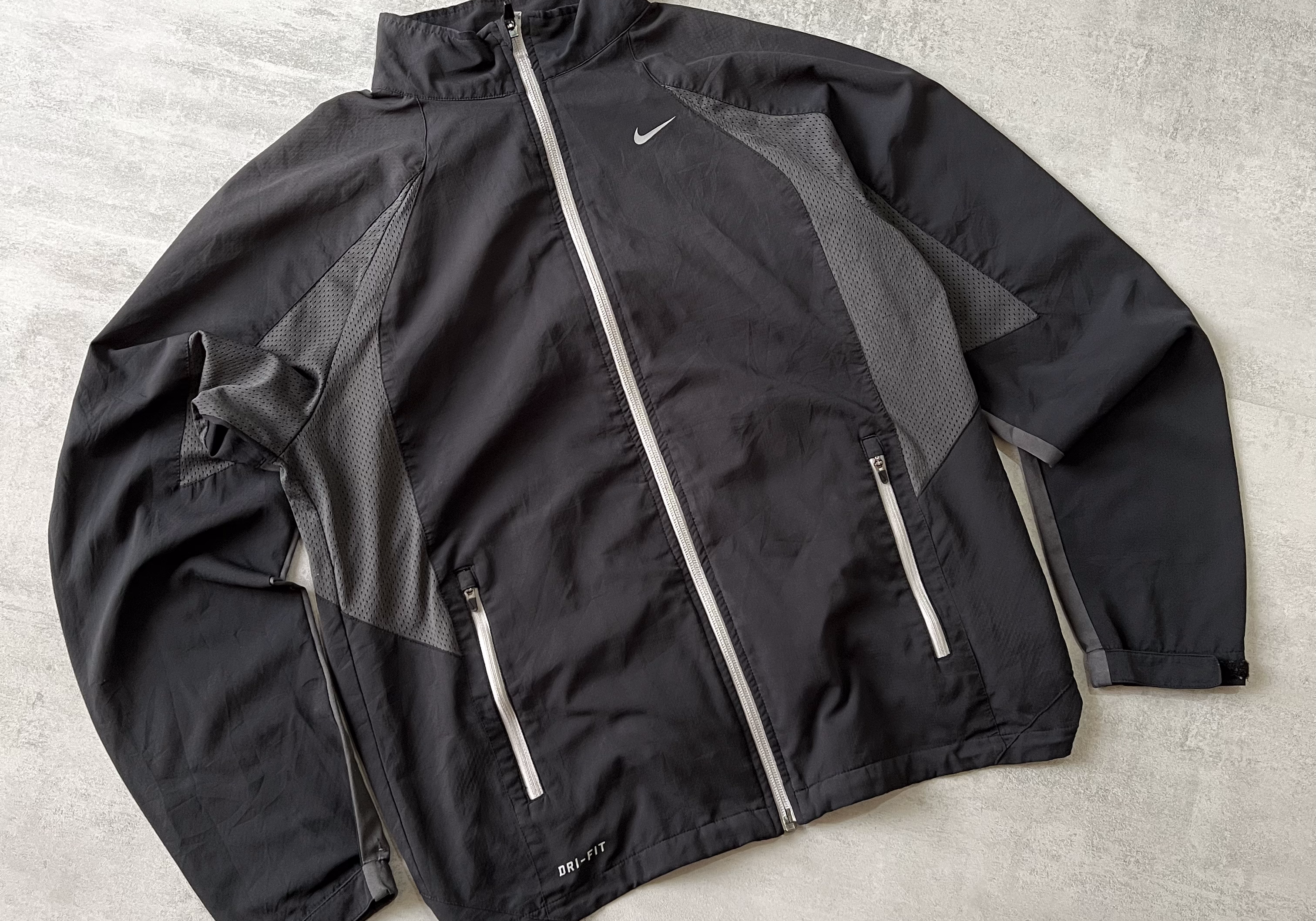 Nike 2000s trackjacket (L)