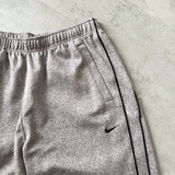 Nike 2000s track pants (L)