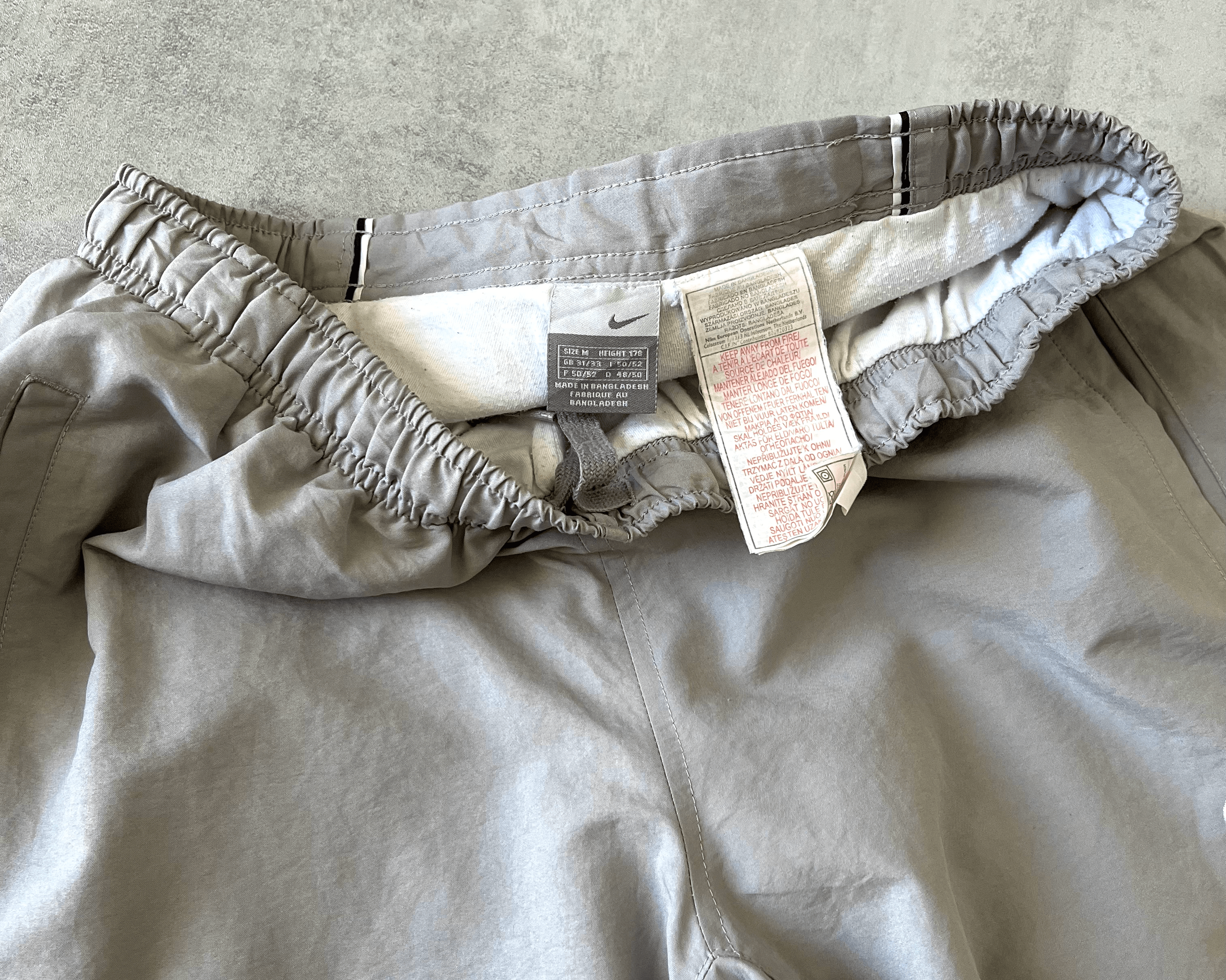 Nike 2000s joggers (M)