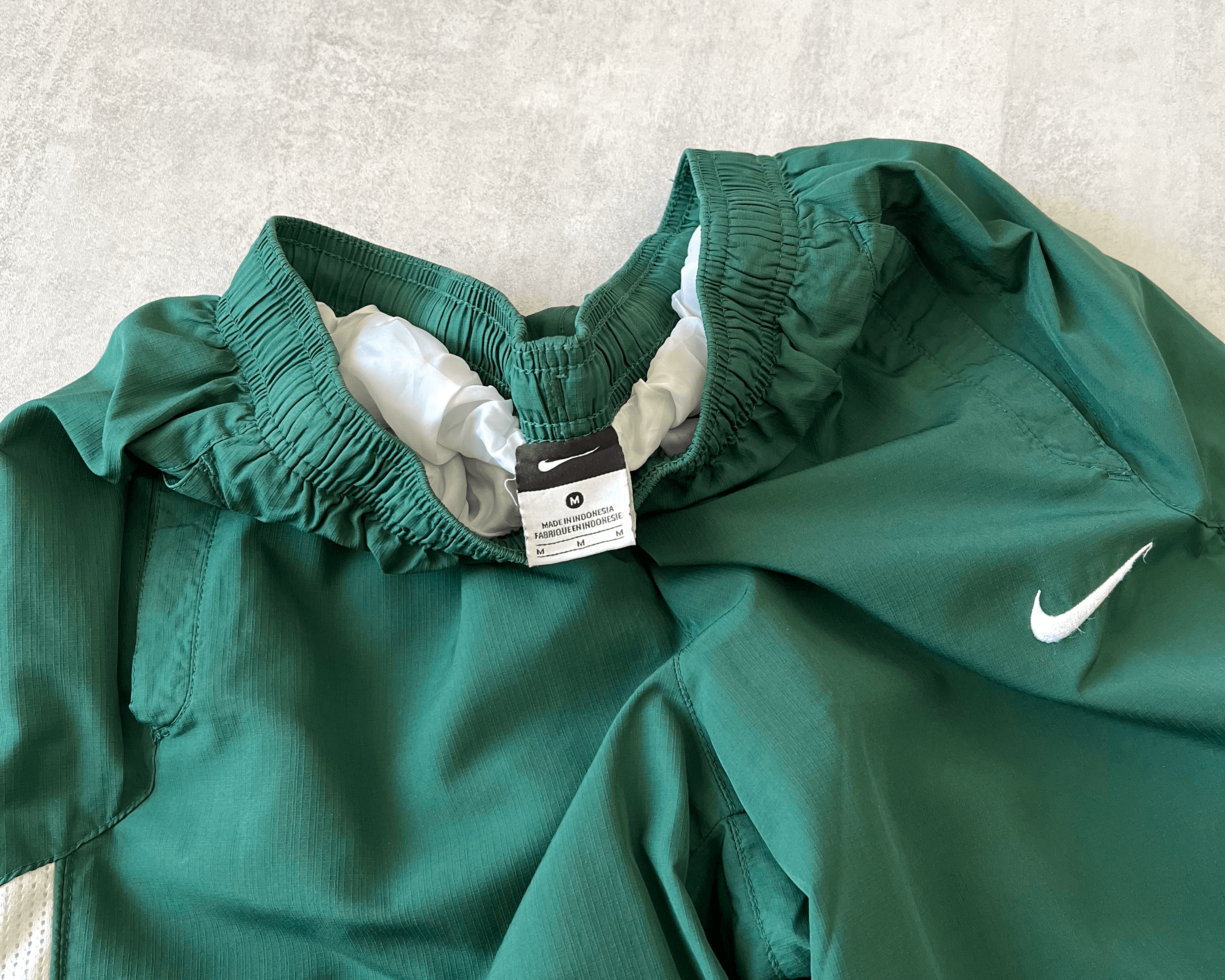 Nike 2000s joggers (M)
