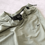 Nike RARE 2000s trackpants (M)
