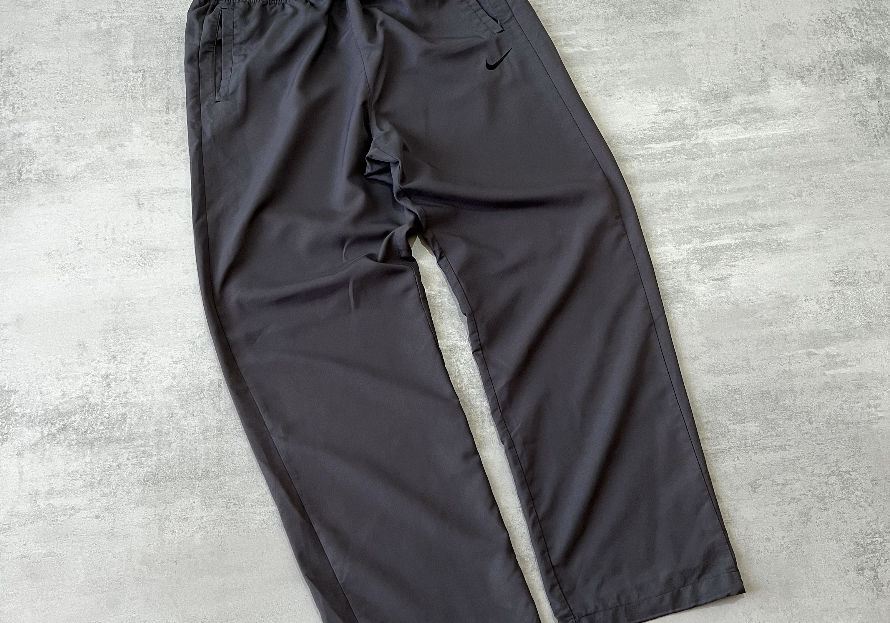 Nike 2000s trackpants (XL)