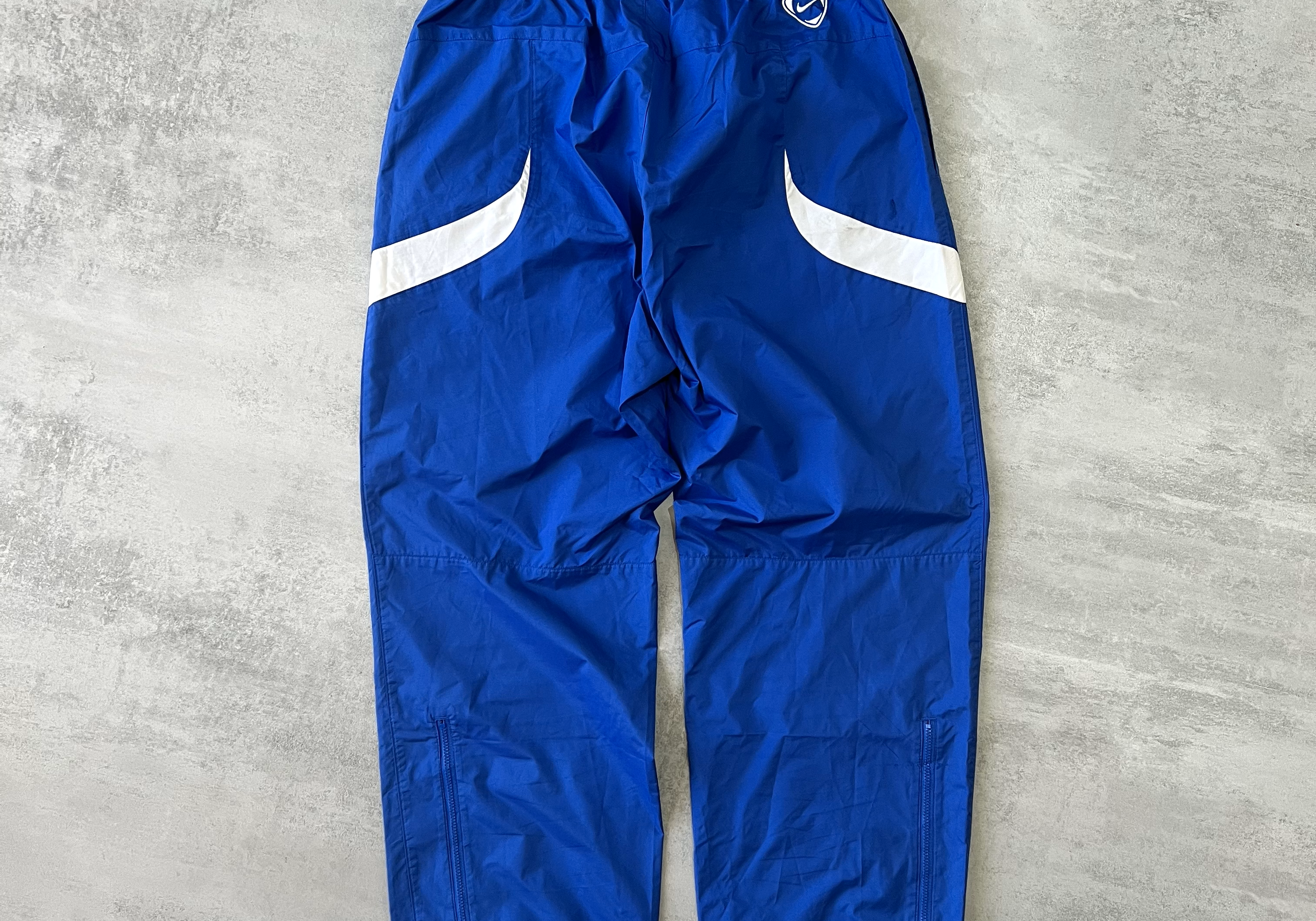 Nike 2000s trackpants (L)