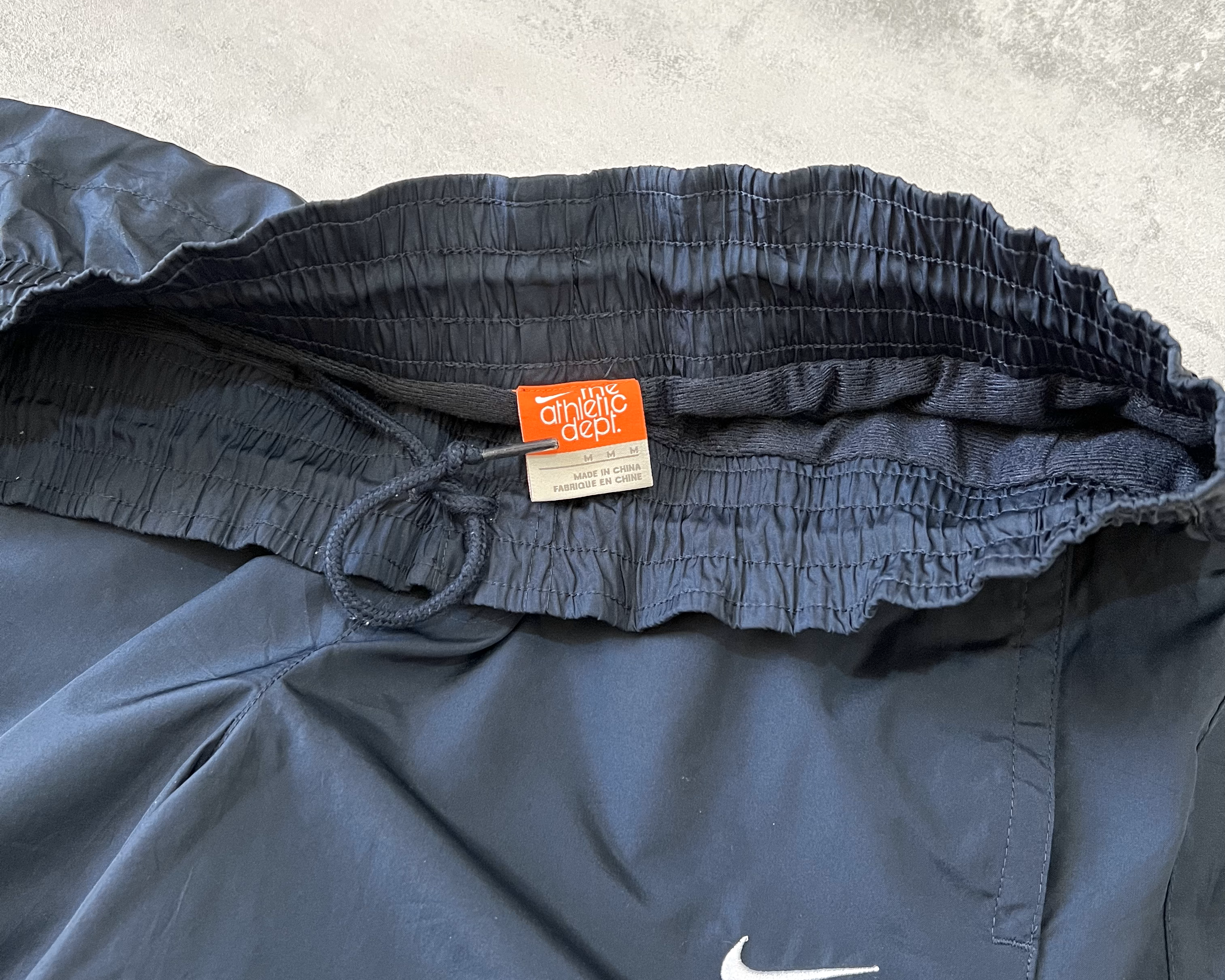 Nike 2000s trackpants (M)