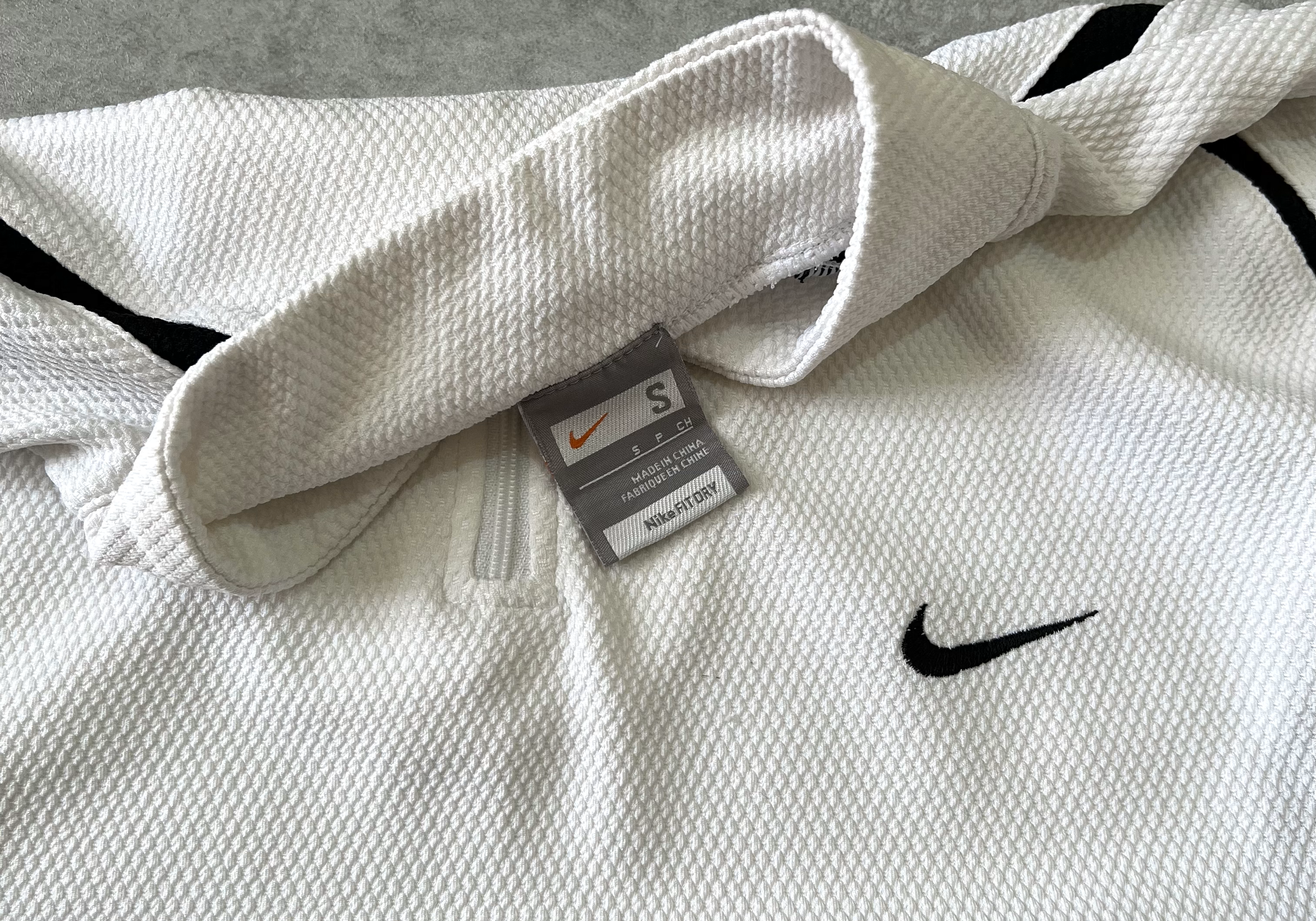 Nike 2000s 1/4 zip pullover (M)