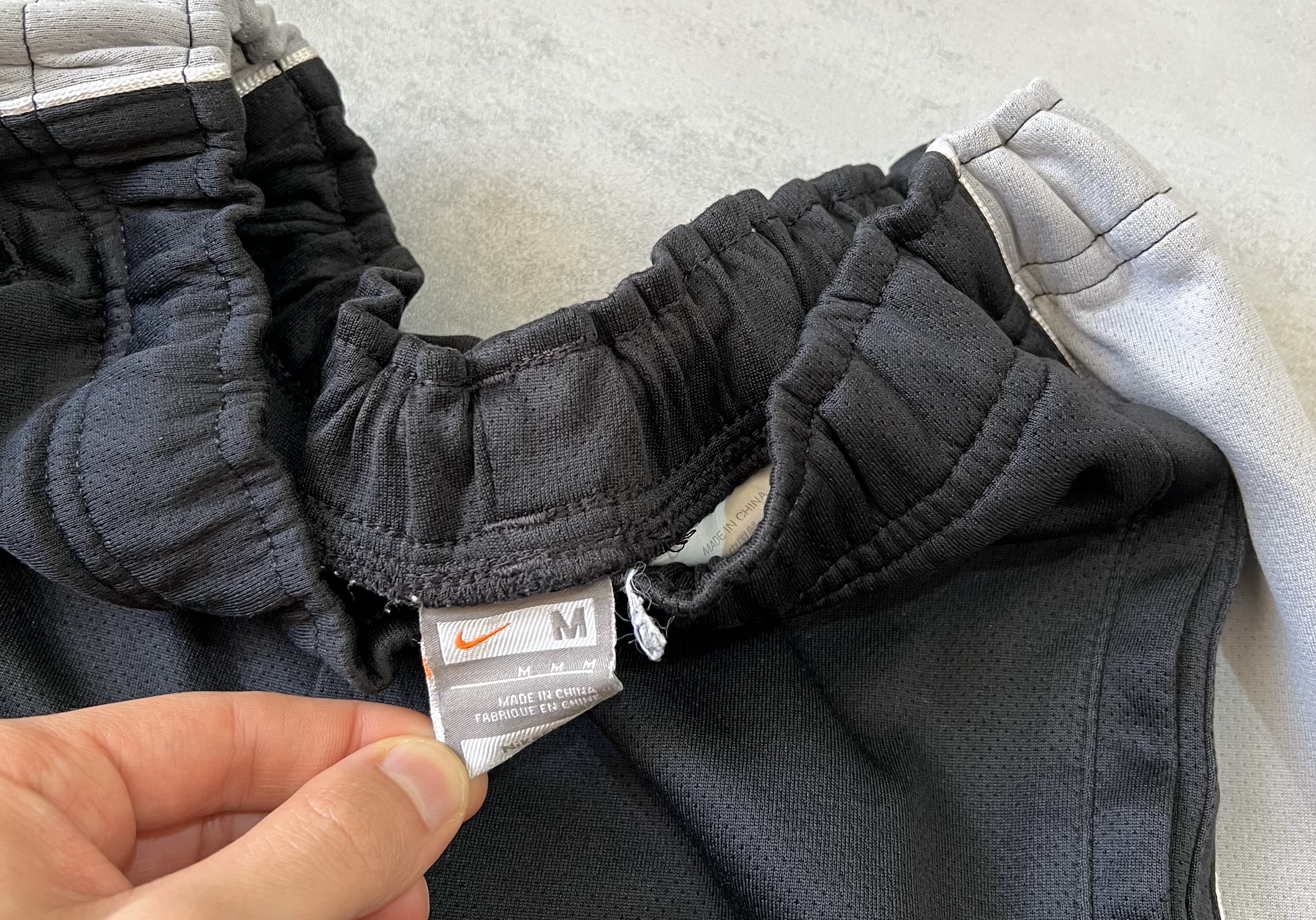 Nike 2000s joggers (M)