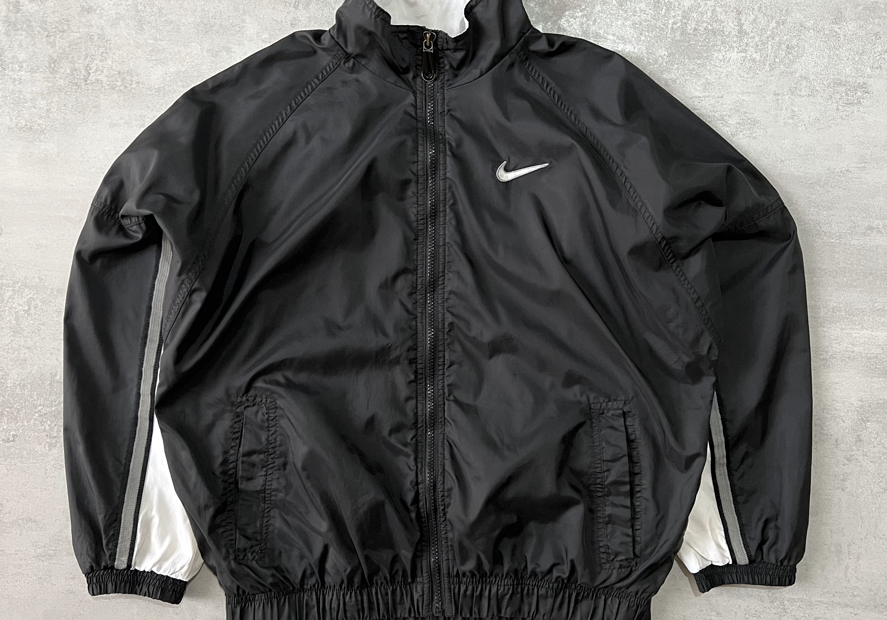 Nike RARE 1990s windbreaker (S)