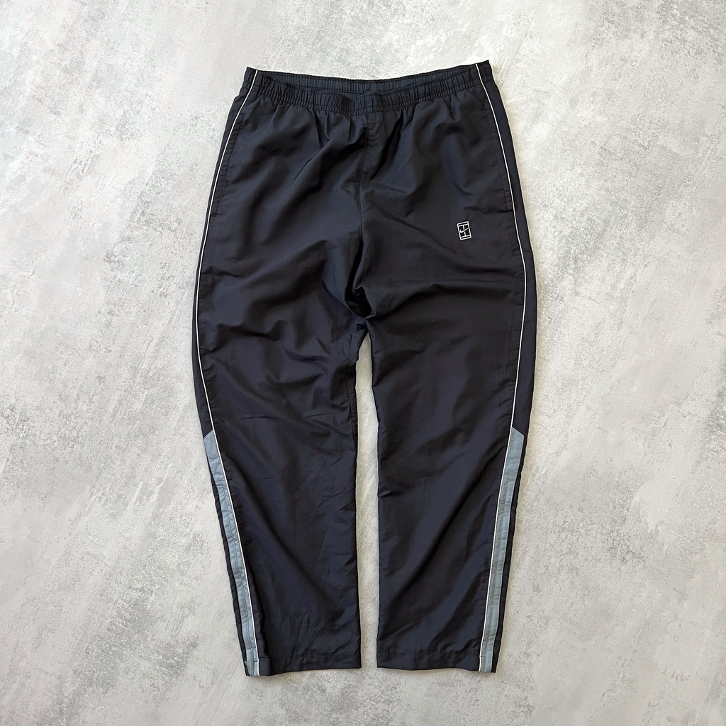 Nike 2000s trackpants (L)