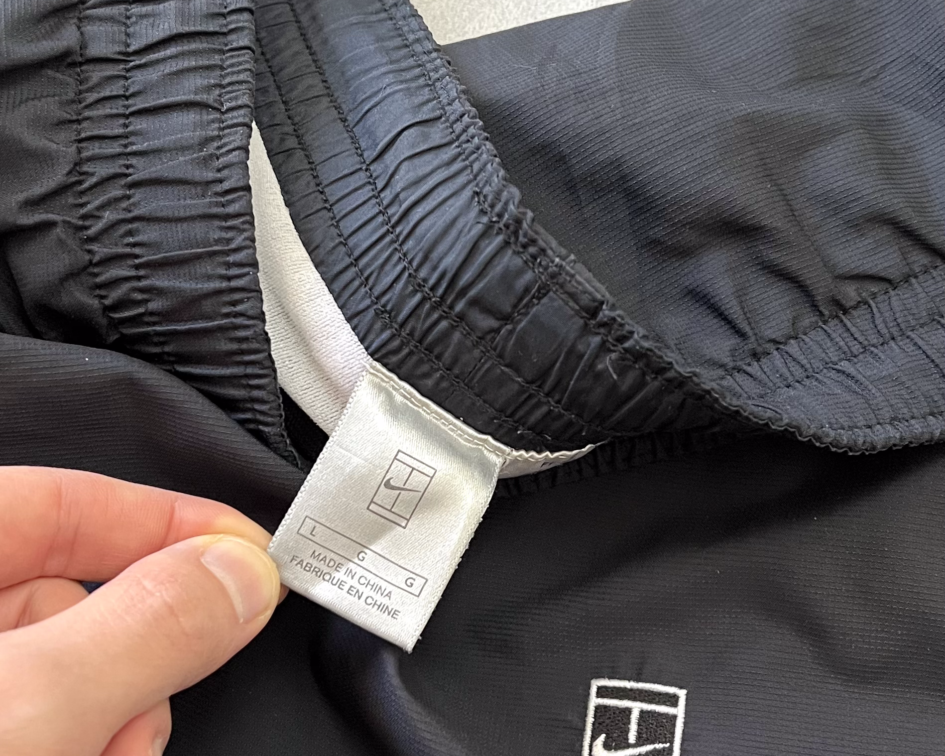 Nike 2000s trackpants (L)