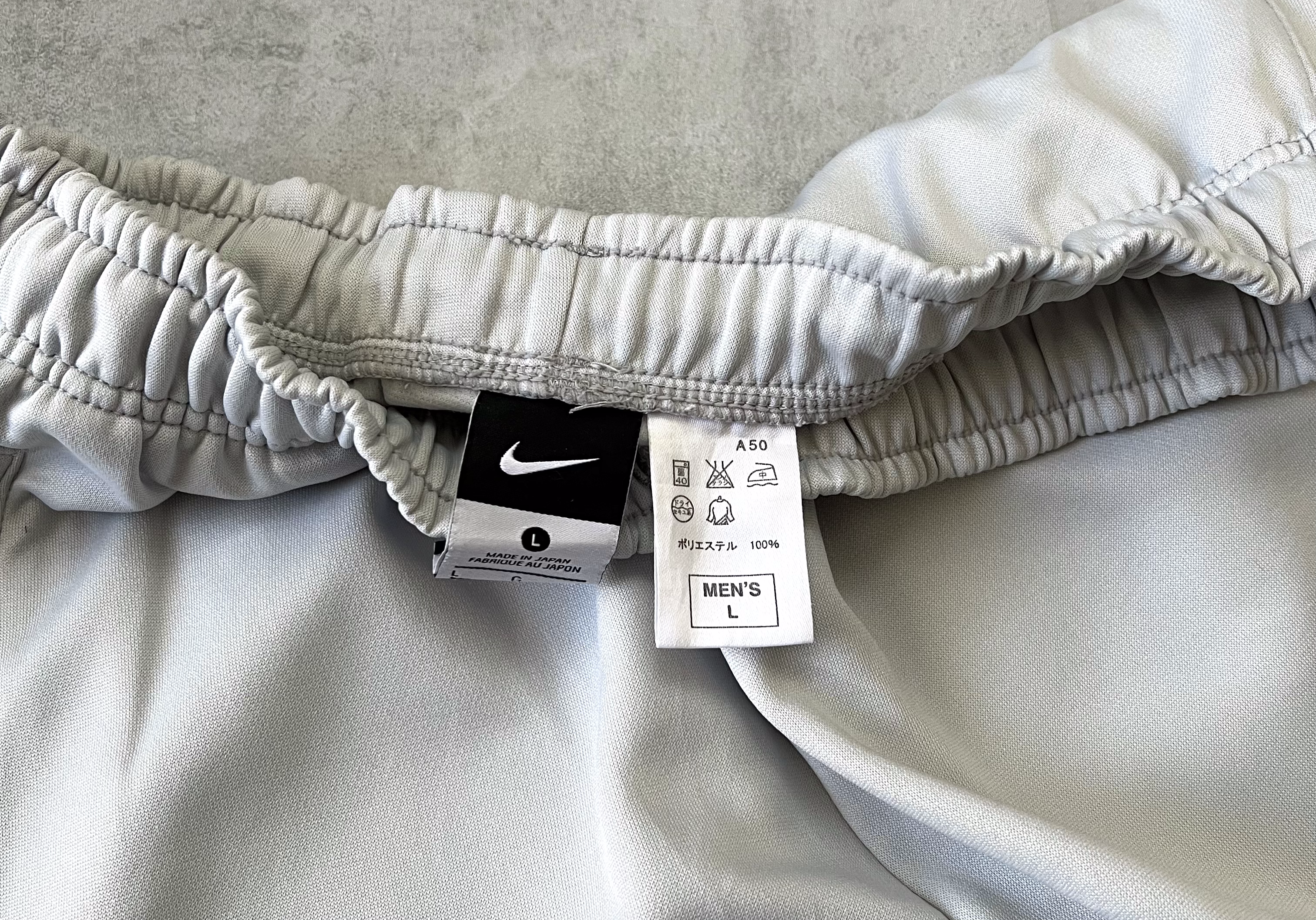 Nike 2000s joggers (L)