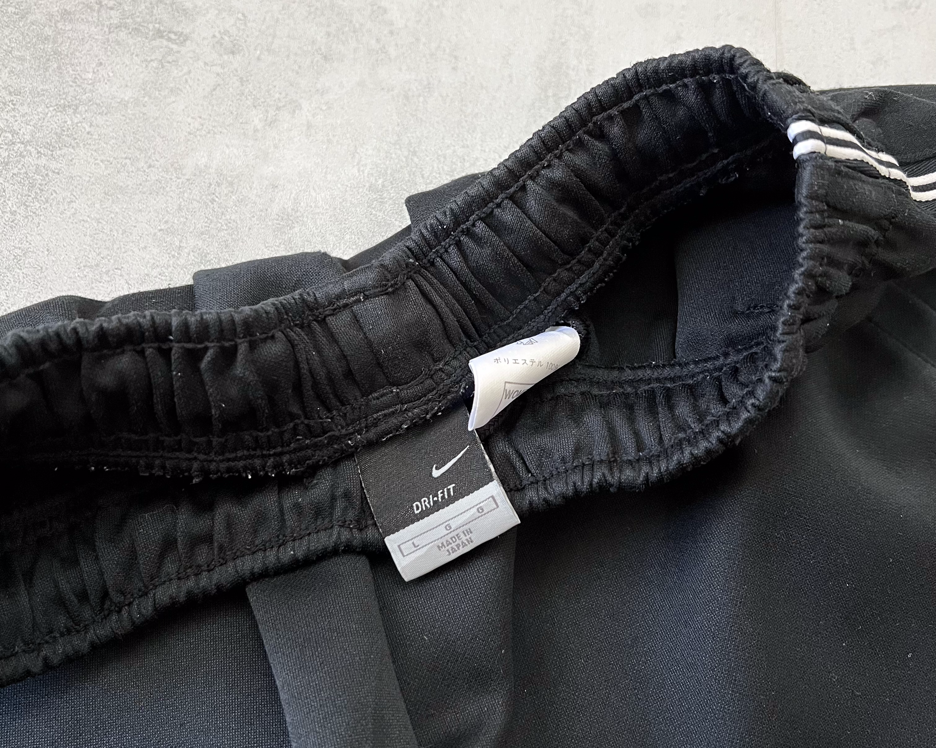 Nike 2000s joggers (L)