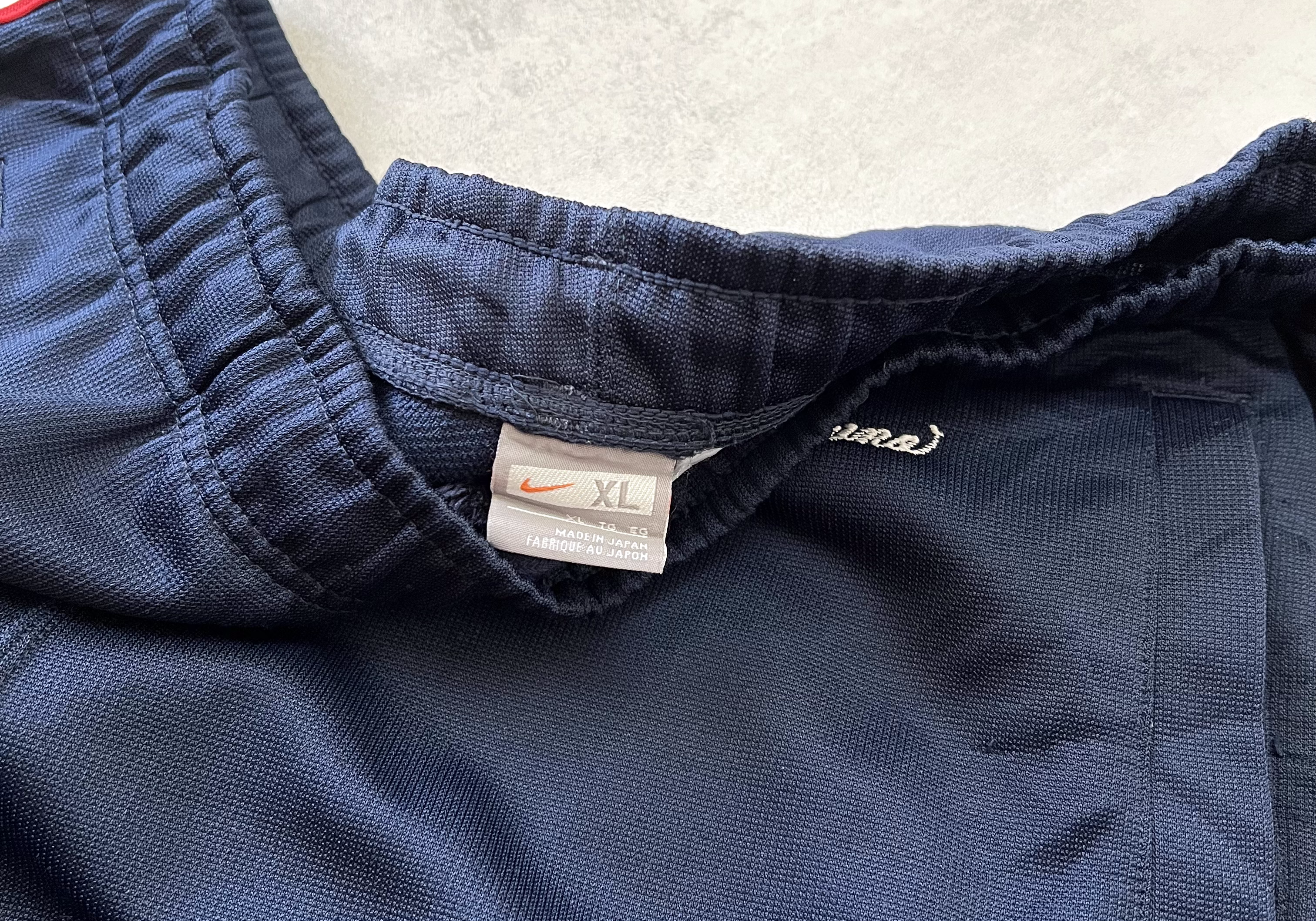 Nike 2000s trackpants (XL)