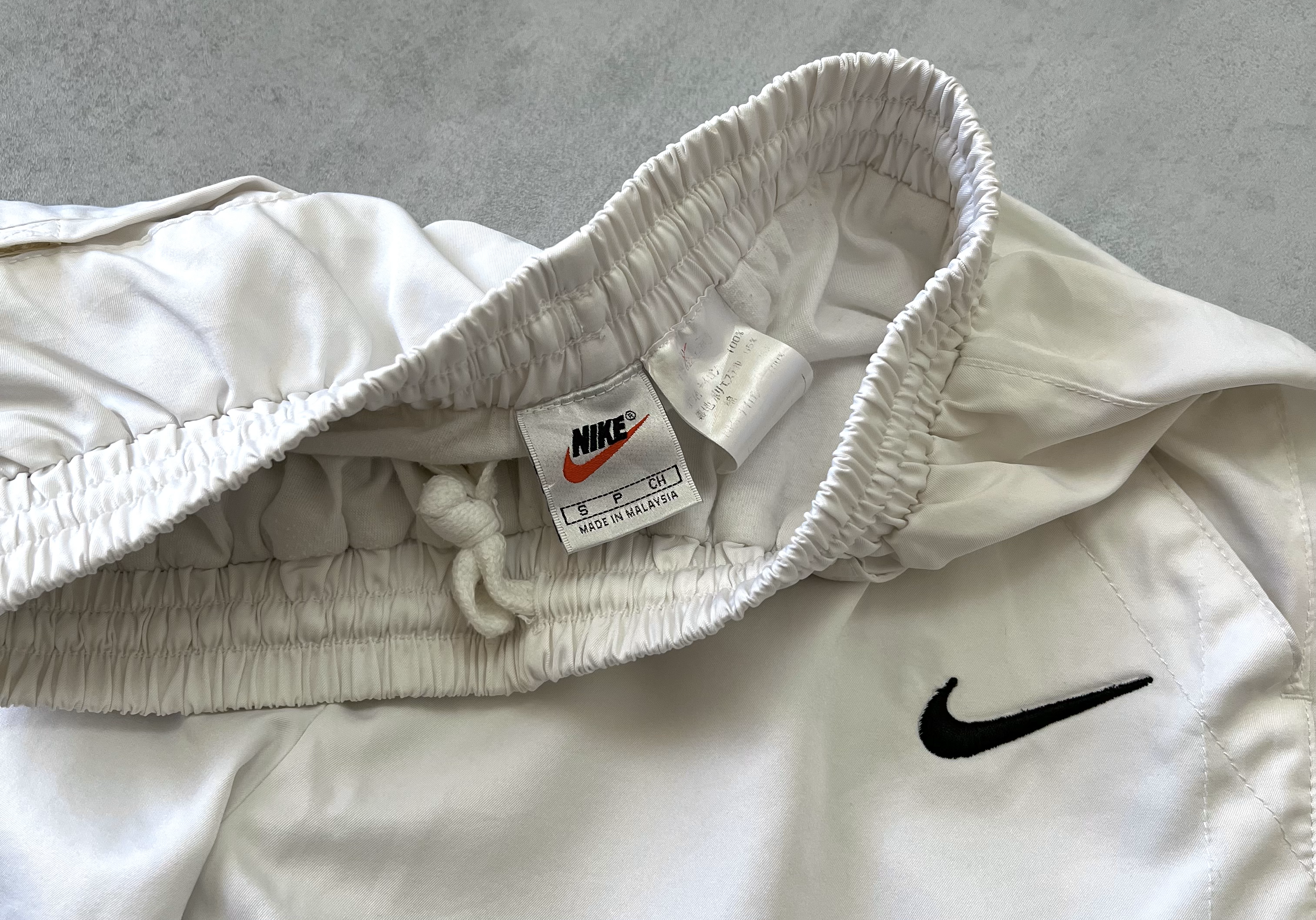 Nike RARE 1990s trackpants (M)