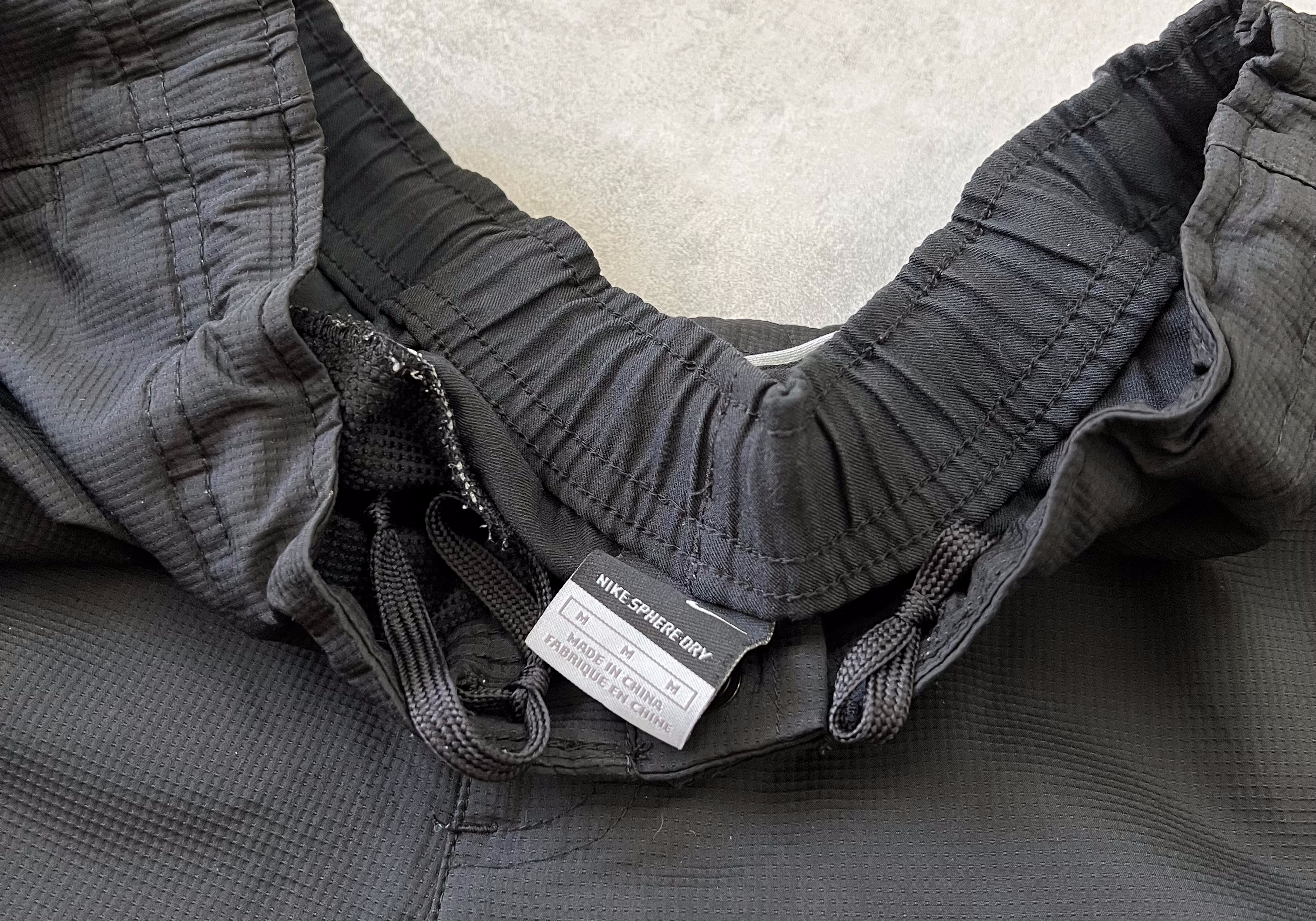 Nike 2000s double swoosh trackpants (M)