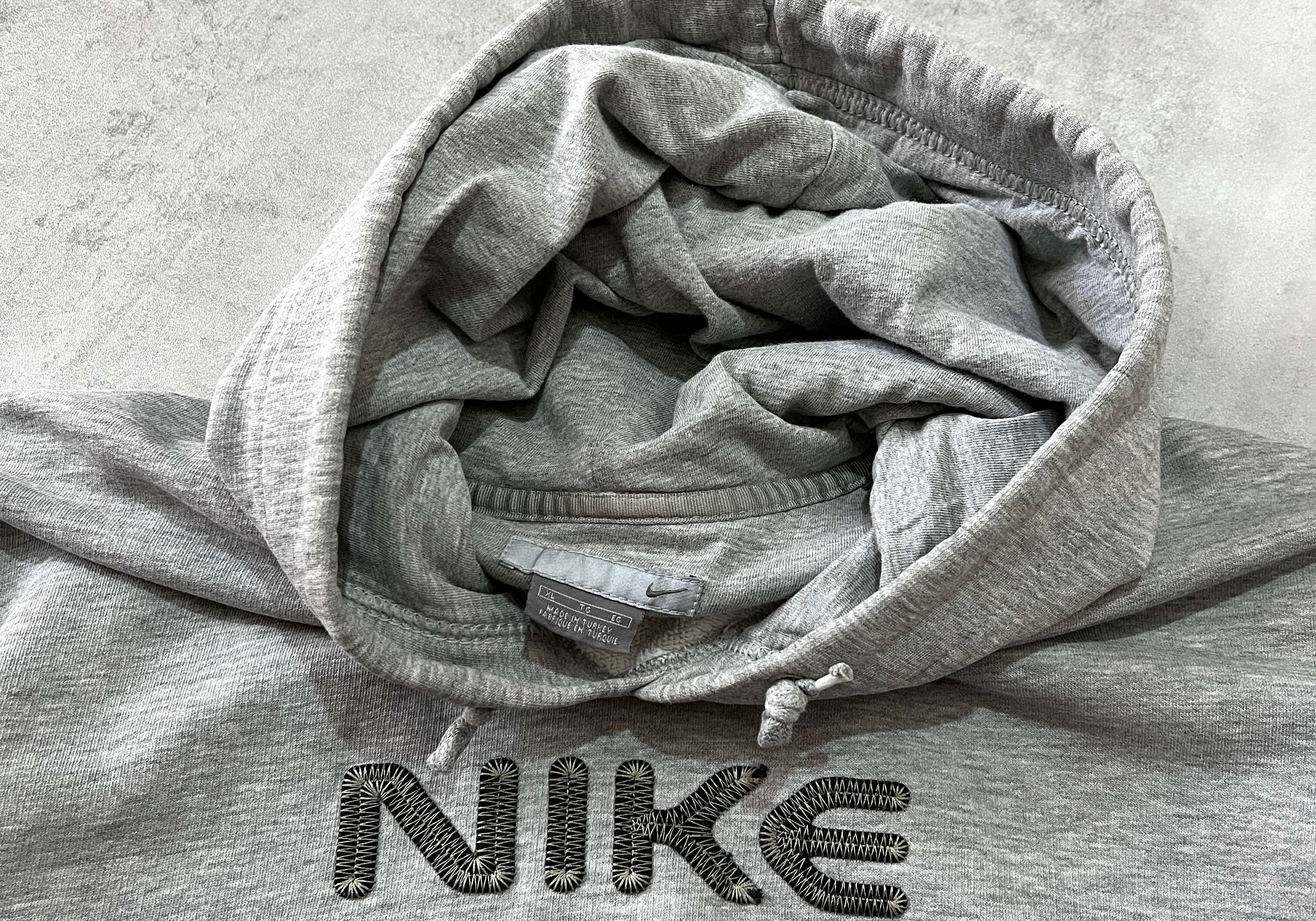 Nike 2000s heavyweight embroidered hoodie (XL)