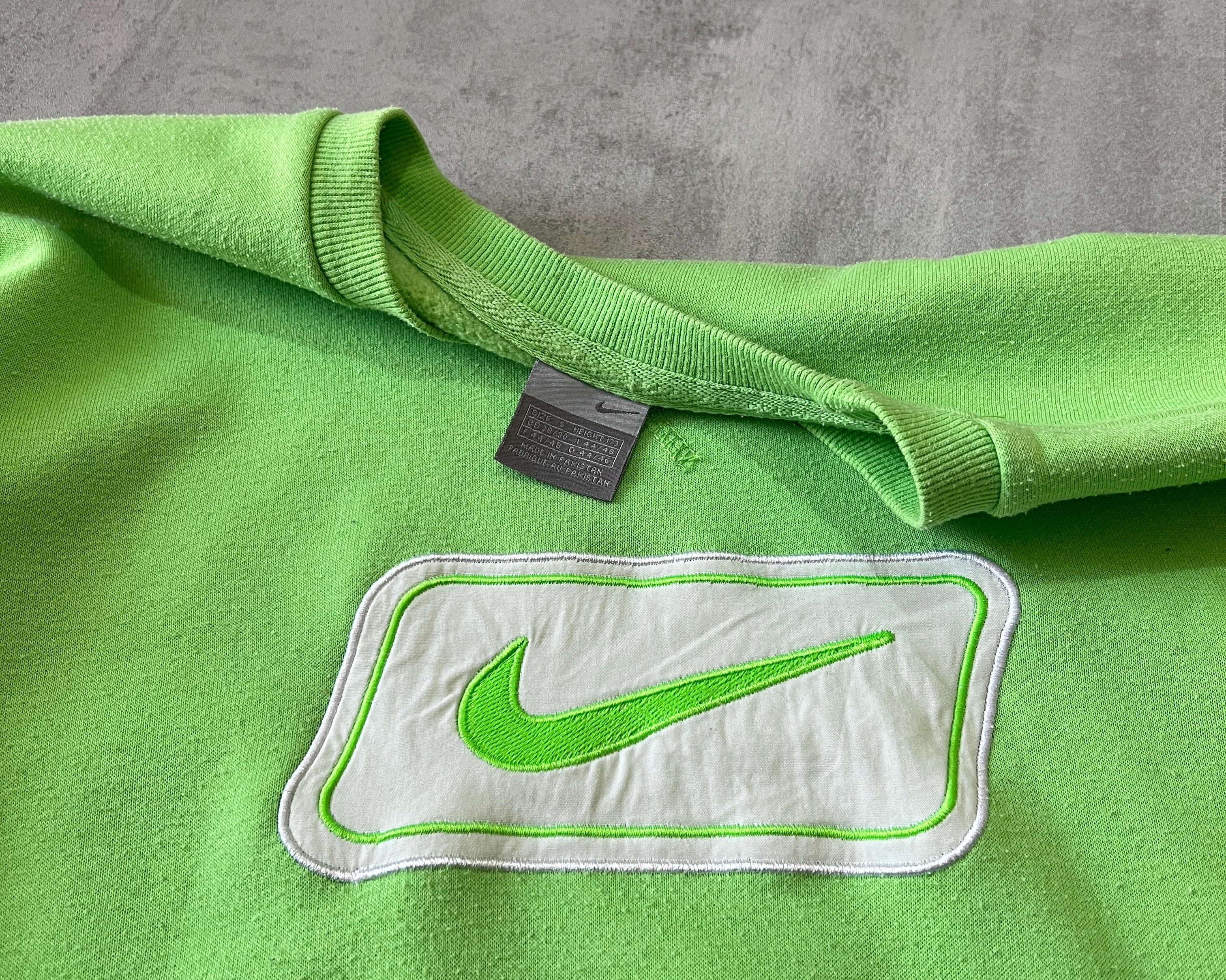 Nike 2000s heavyweight embroidered sweatshirt (M)