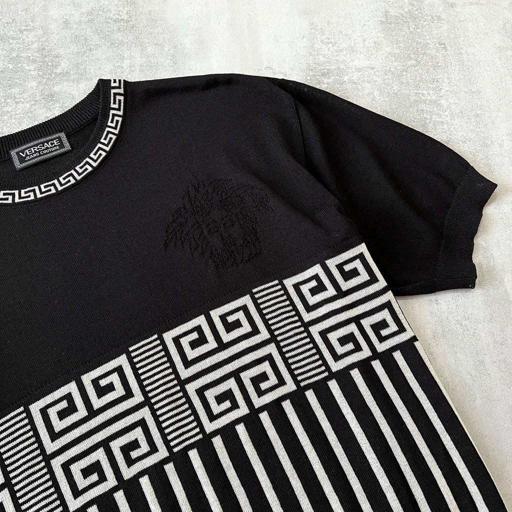 Versace 1990s women's knitted t-shirt (XL)