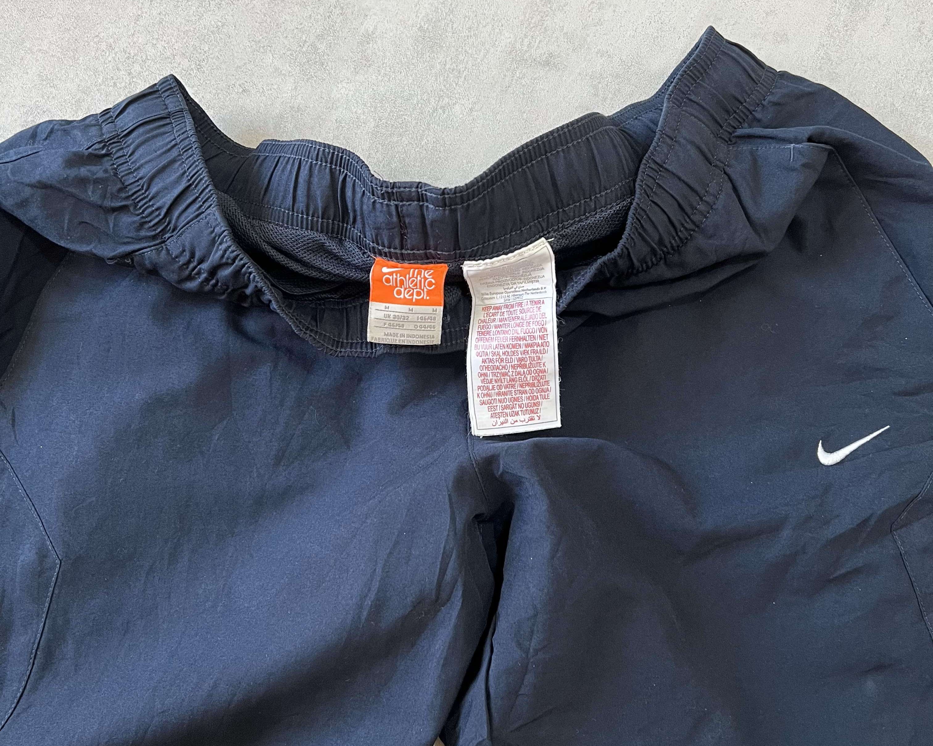 Nike 2000s track pants (L)