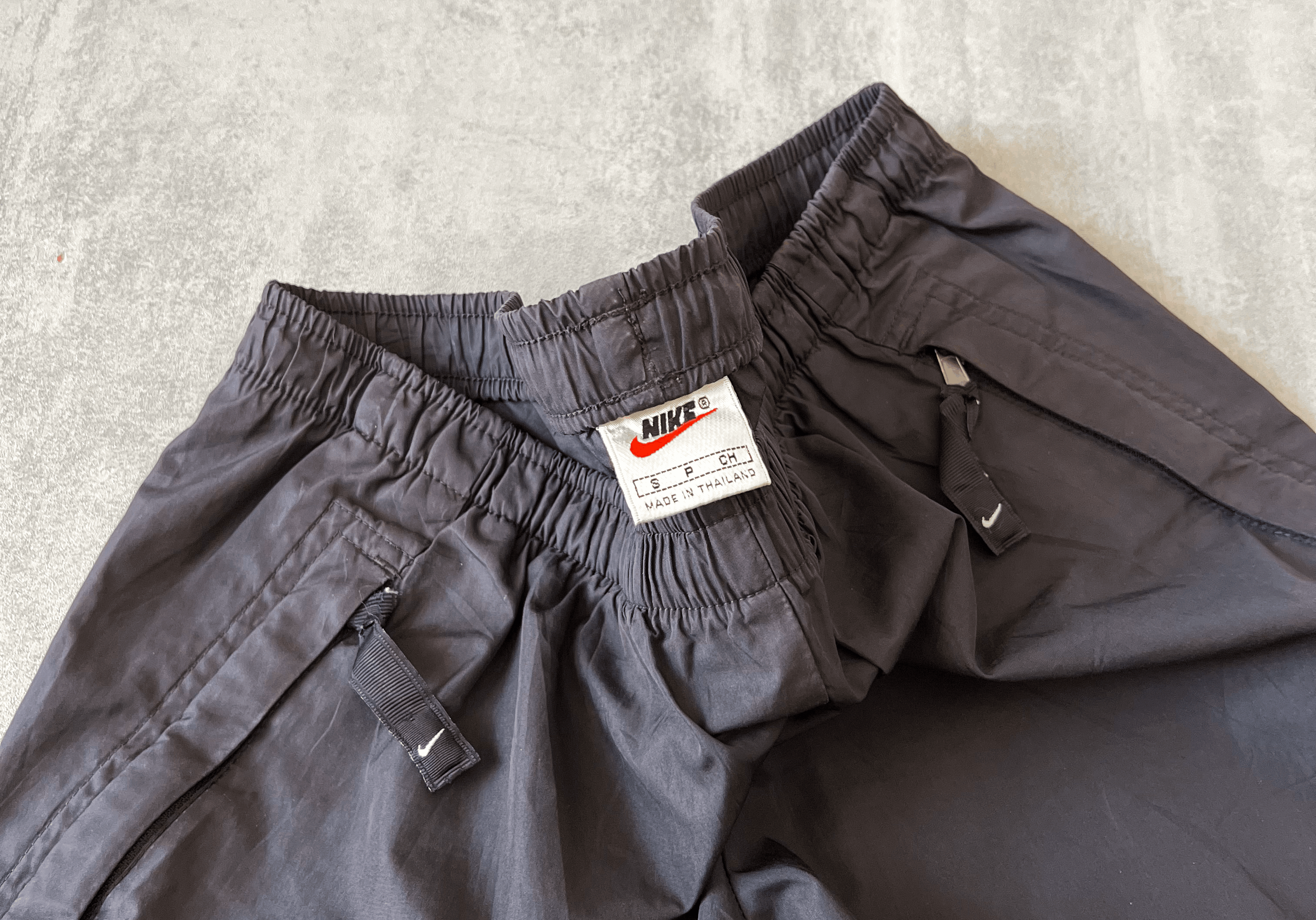 Nike RARE 1990s trackpants (S)