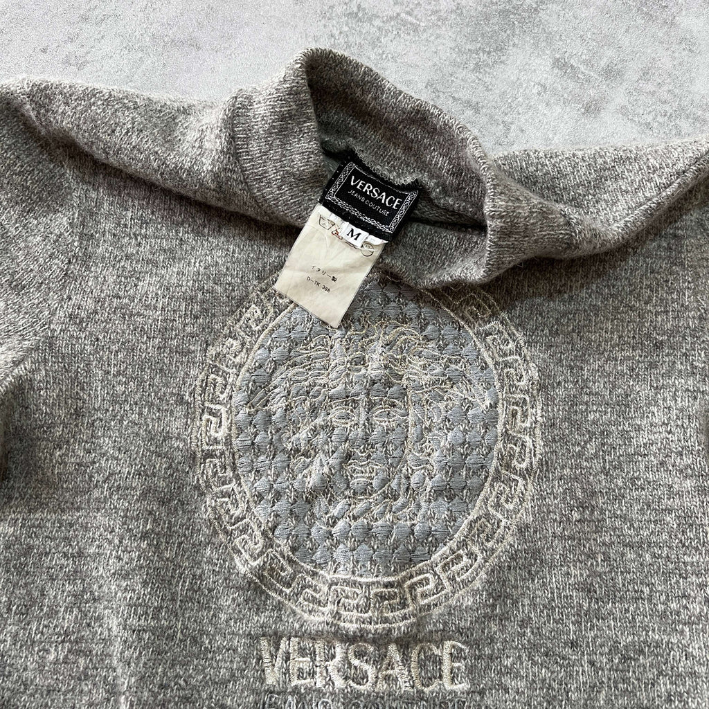 Versace RARE 1990s heavyweight spellout croptop (M)